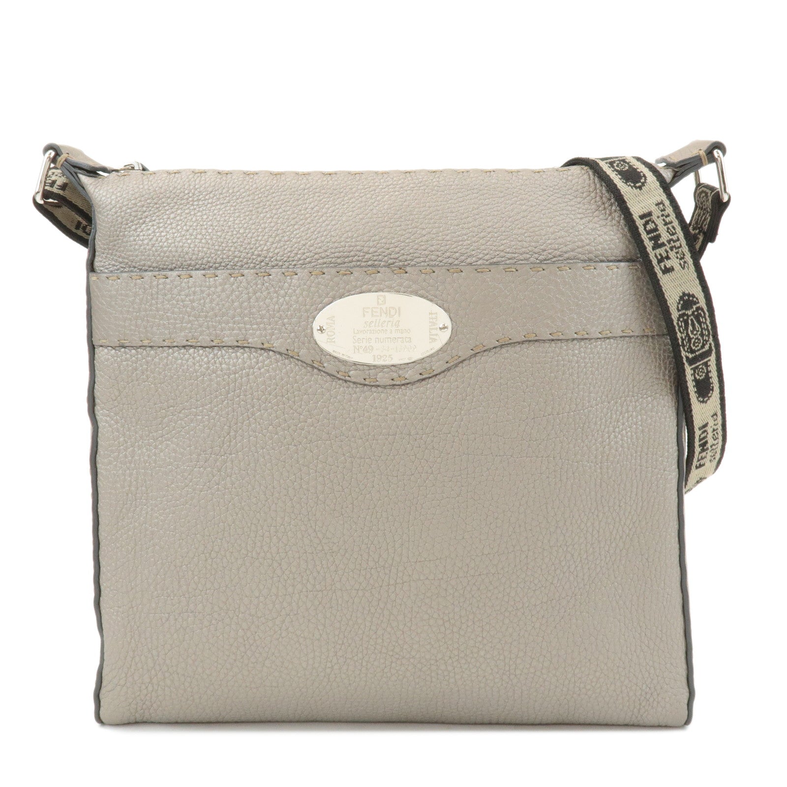 FENDI-Selleria-Leather-Shoulder-Bag-Champagne-Gray-8BT109
