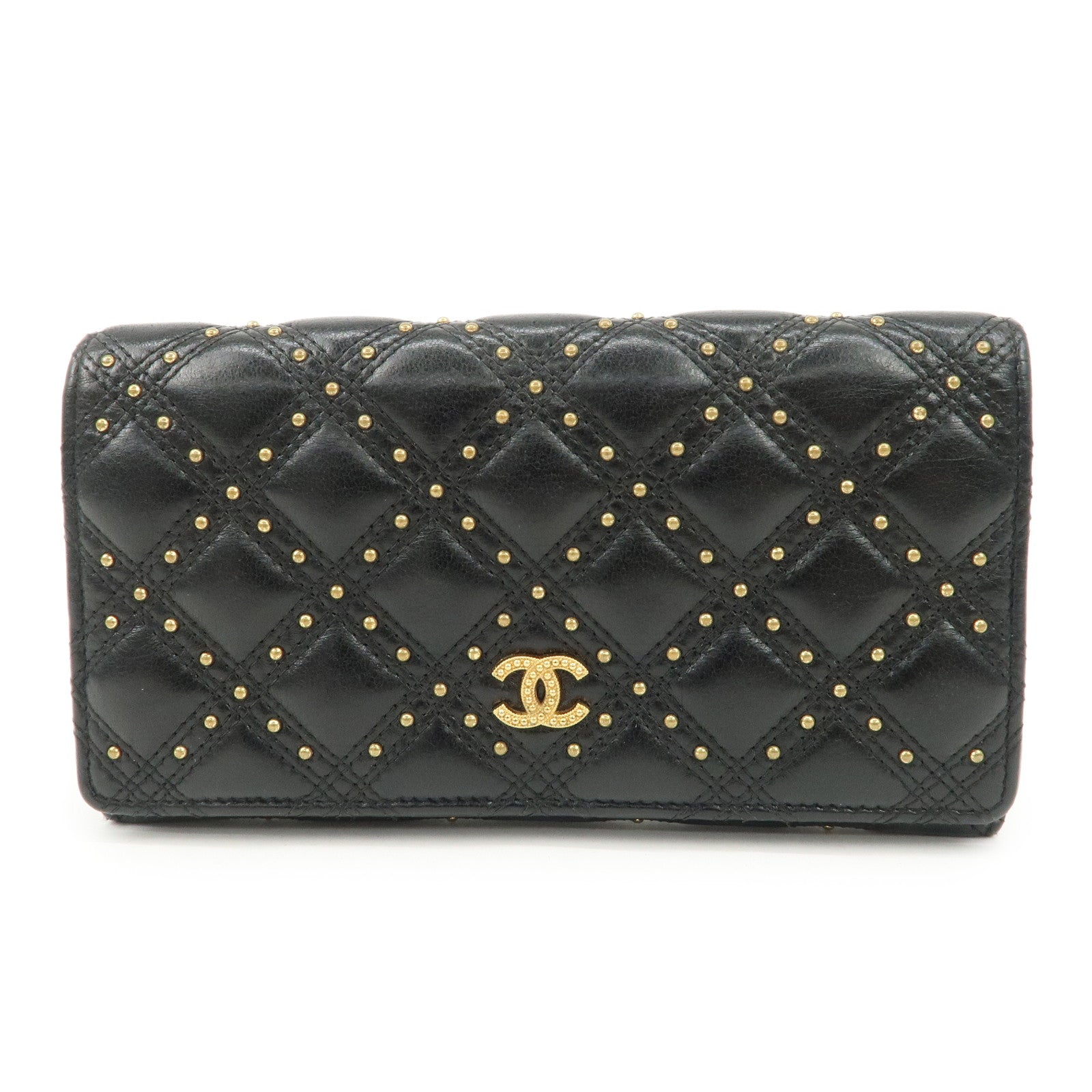 CHANEL-Matelasse-Lamb-Skin-Bifold-Long-Wallet-with-Studs-A70631