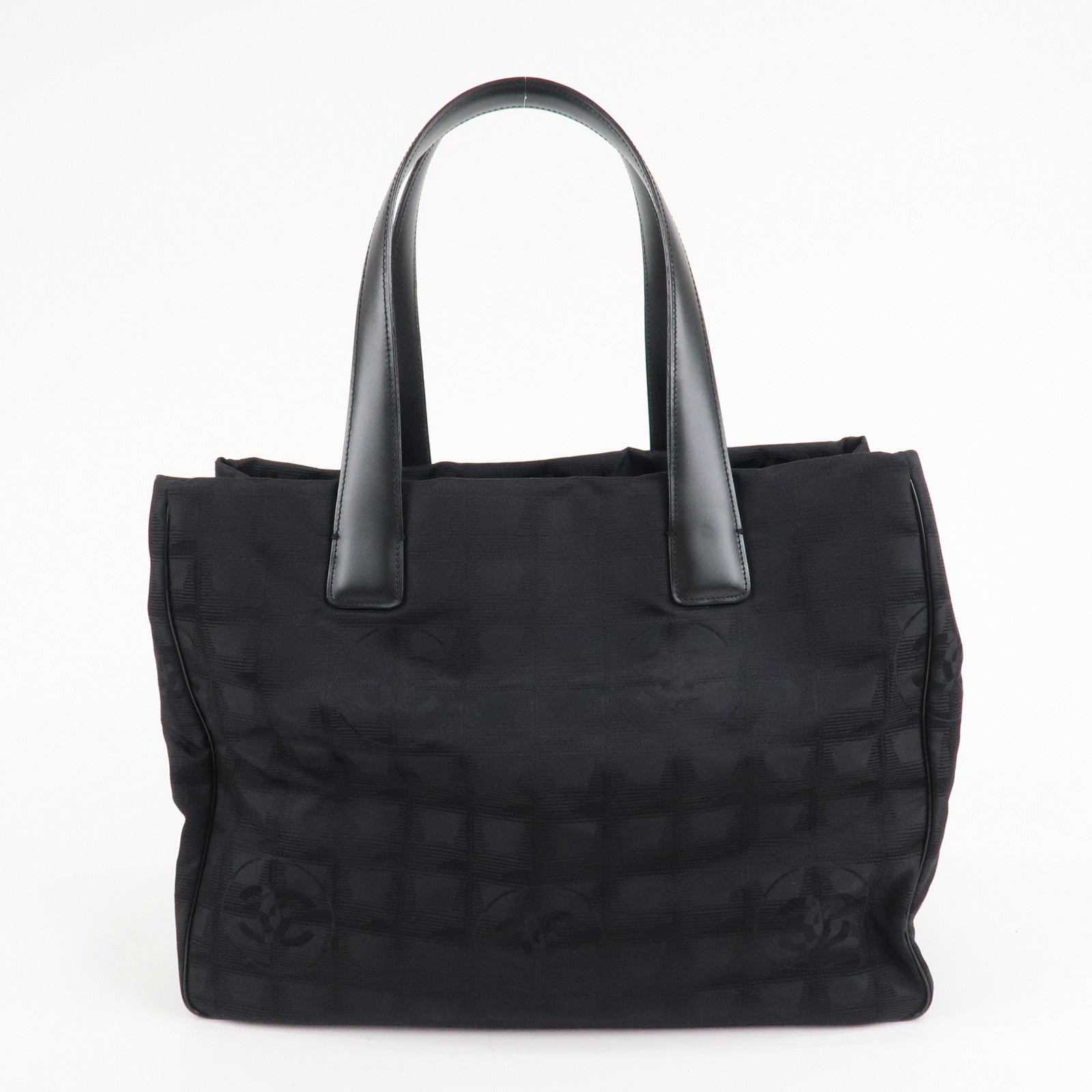 CHANEL New Travel Line Nylon Jacquard Leather Tote MM Black A15991 Used