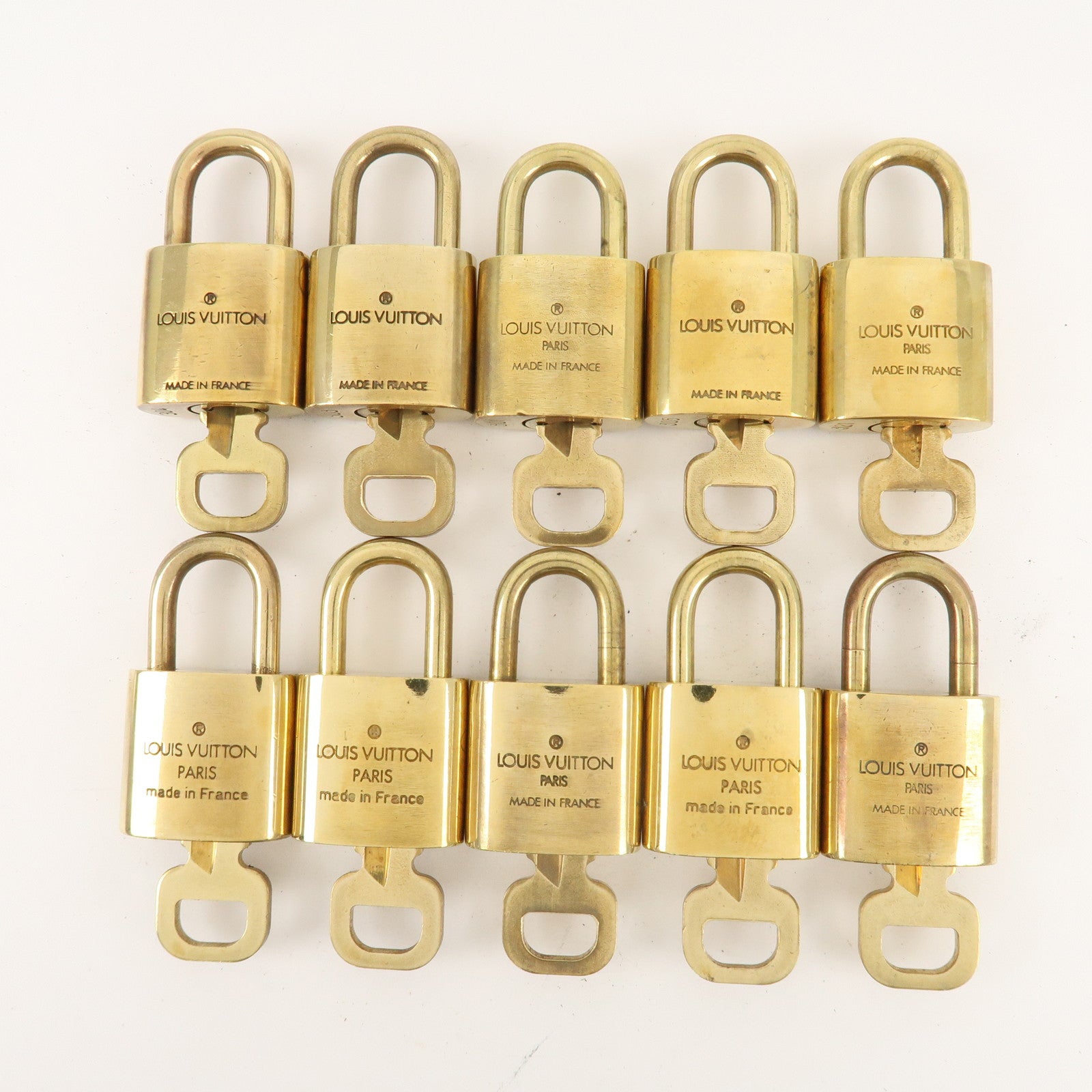 Louis Vuitton Set of 10 Lock & Key Cadena Key Lock Metal Gold Used
