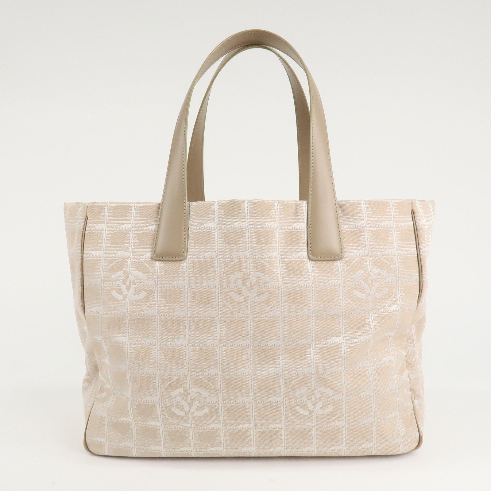 CHANEL New Travel Line Nylon Jacquard Leather Tote Bag MM Beige A15991 Used