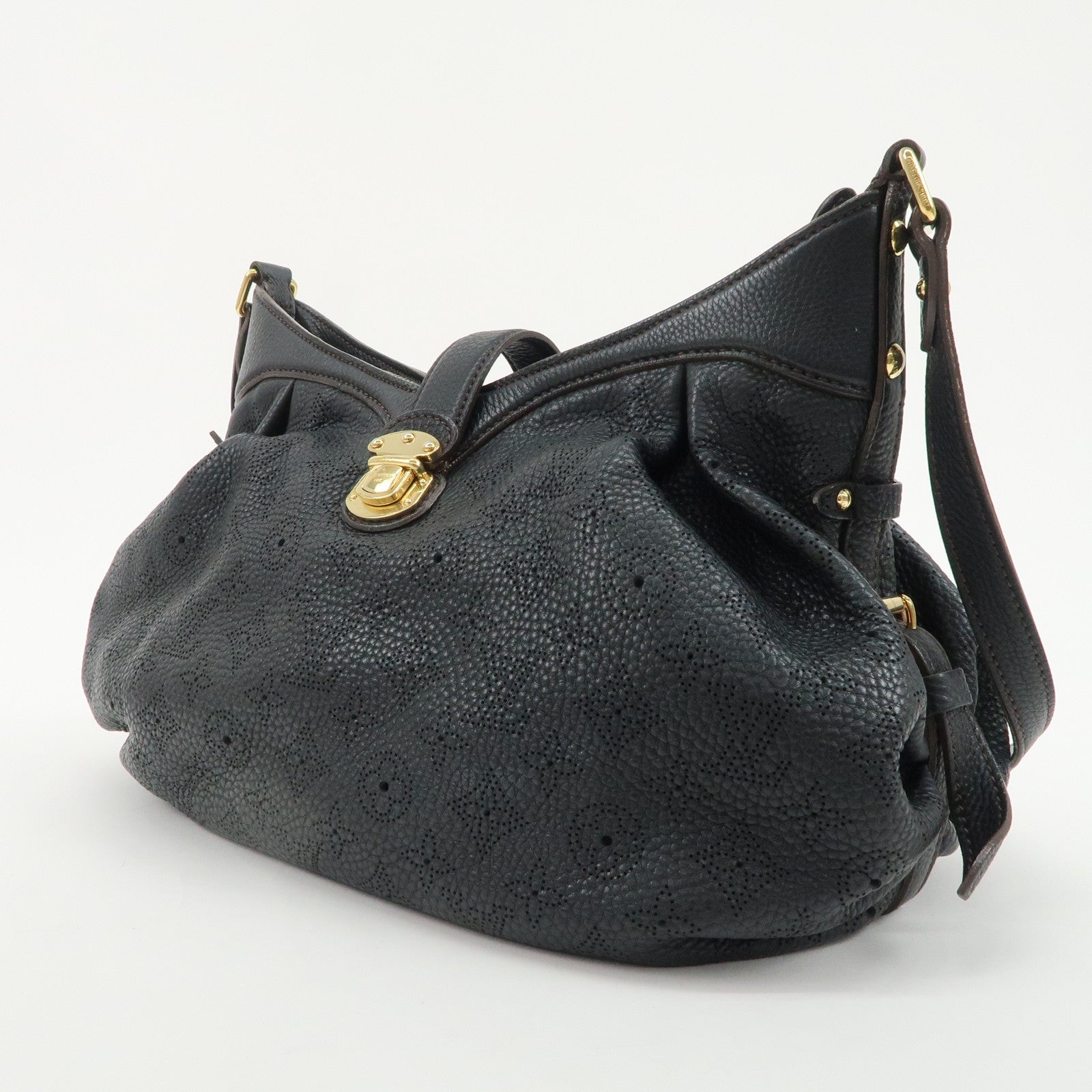 Louis Vuitton Monogram Mahina XS Shoulder Bag Black M95660 Used