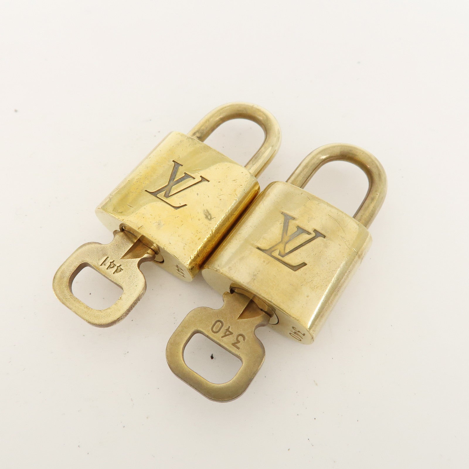 Louis Vuitton Set of 10 Lock & Key Cadena Key Lock Metal Gold Used