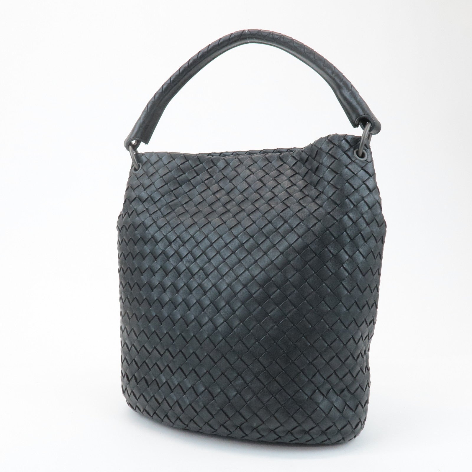 BOTTEGA VENETA Intrecciato Leather Shoulder Bag Black 255690 Used