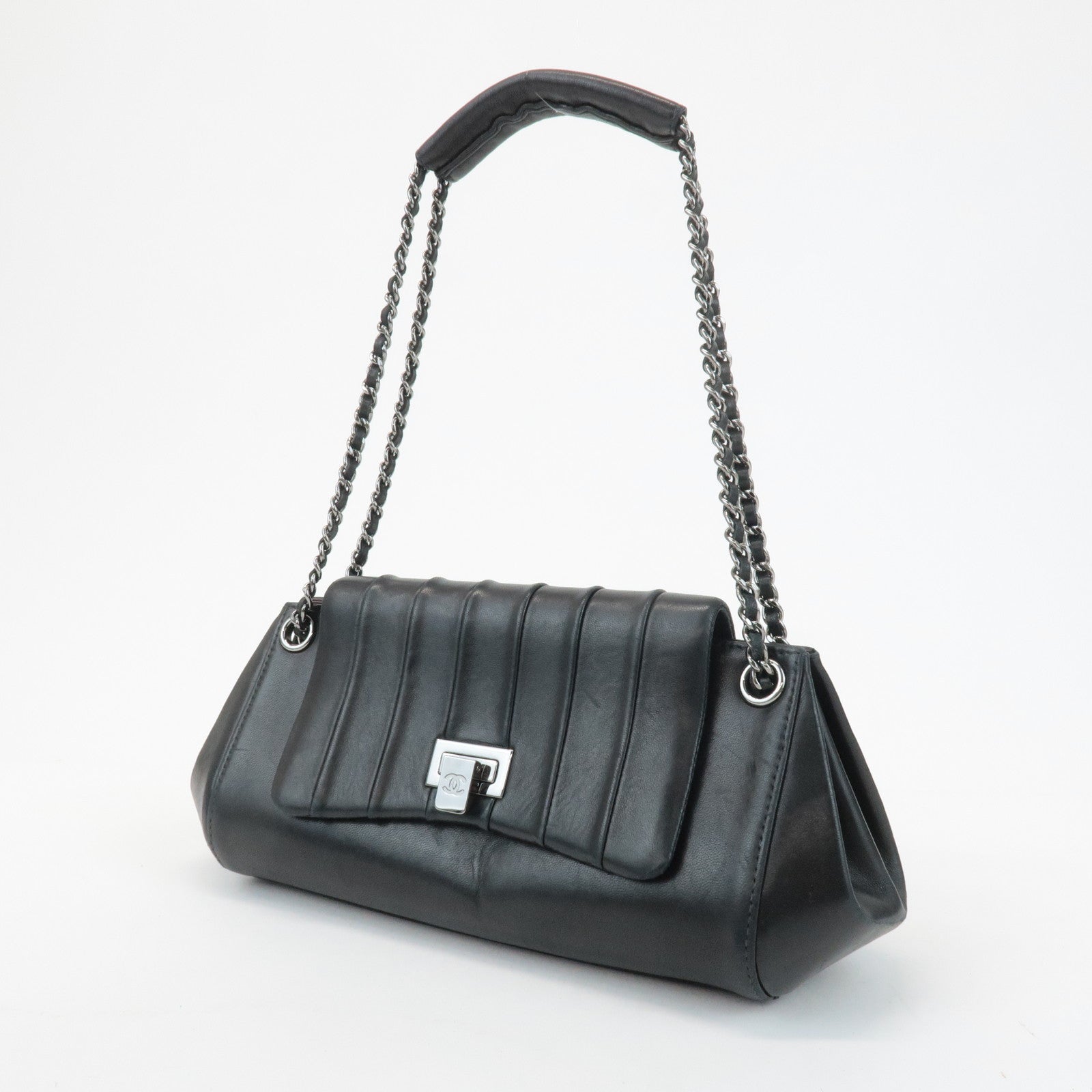 CHANEL Mademoiselle Lamb Skin Chain Shoulder Bag Hand Bag Black Used