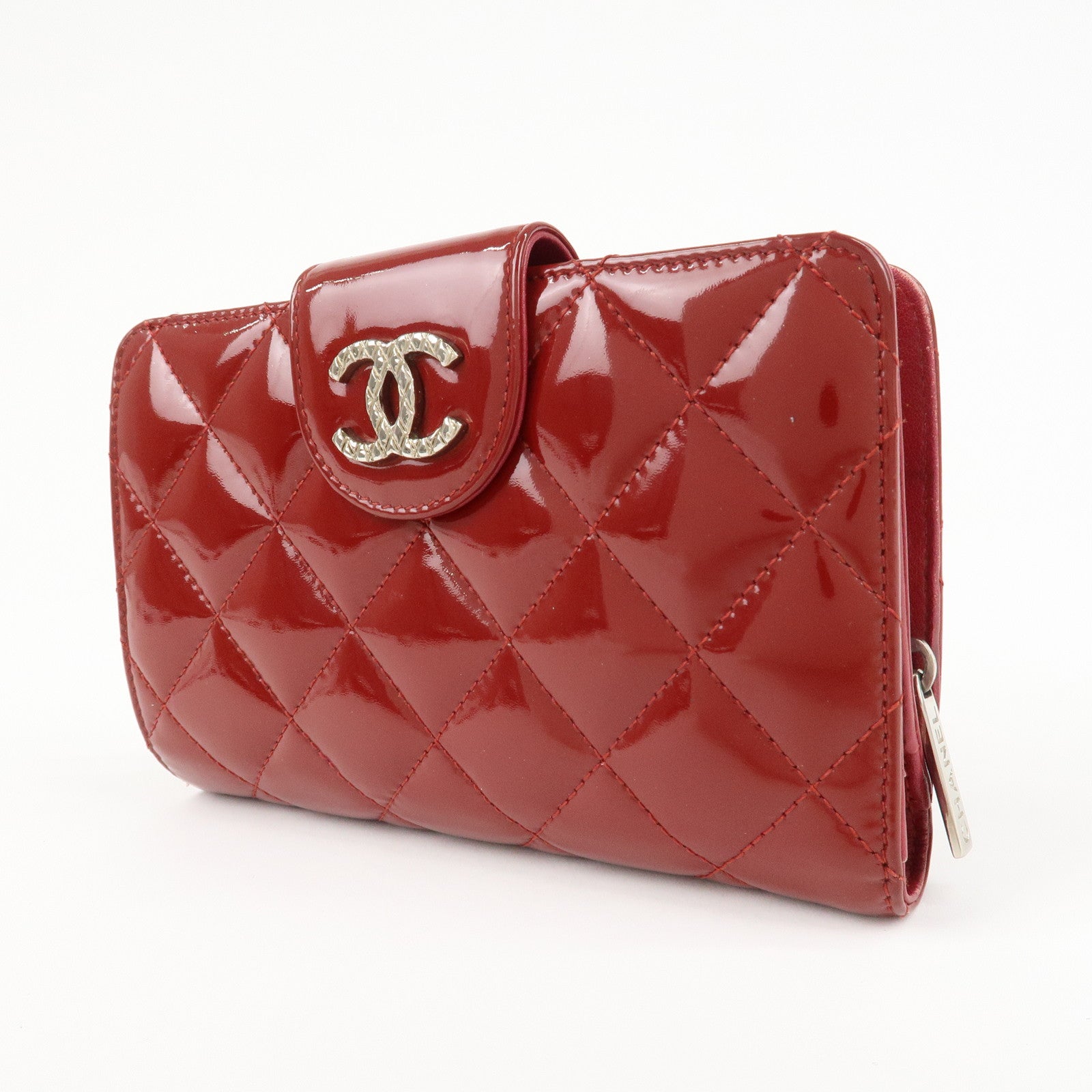 CHANEL Brilliant Patent Leather Bifold Wallet Red A48706 Used