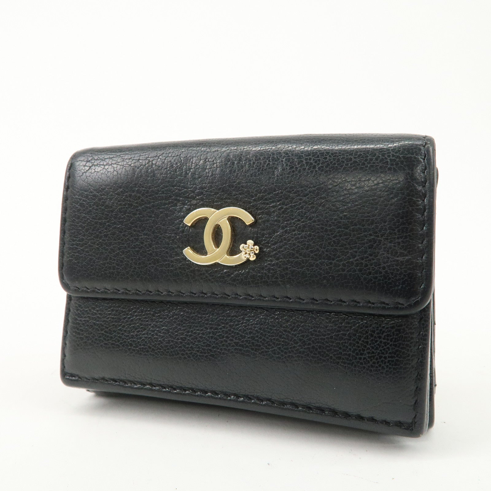 CHANEL Lucky Flower Leather Compact Wallet Black A81651 Used