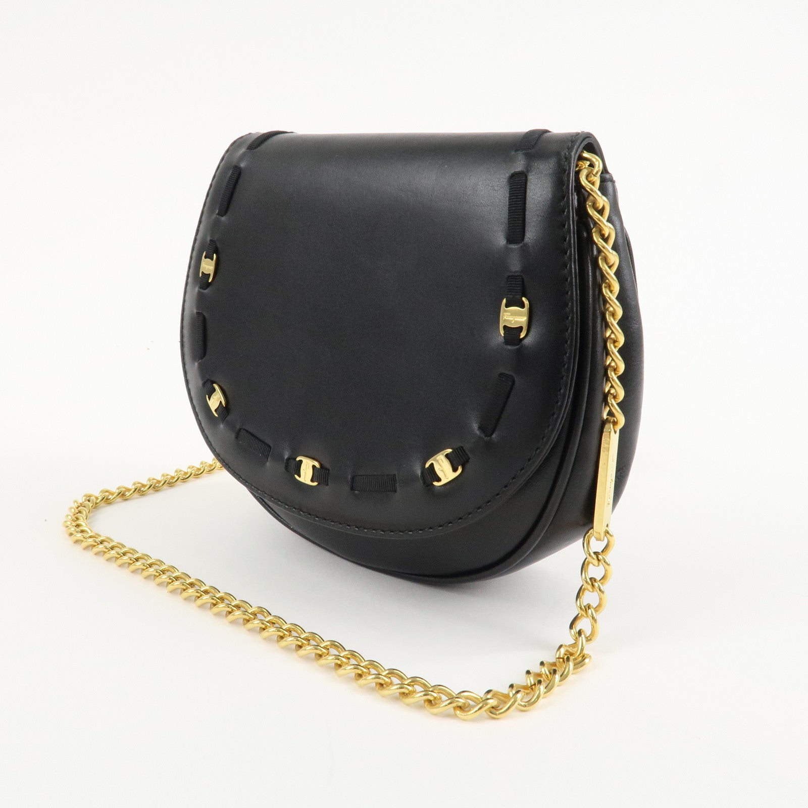 Ferragamo Varra Leather Chain Shouder Bag Gold Chain Black Used