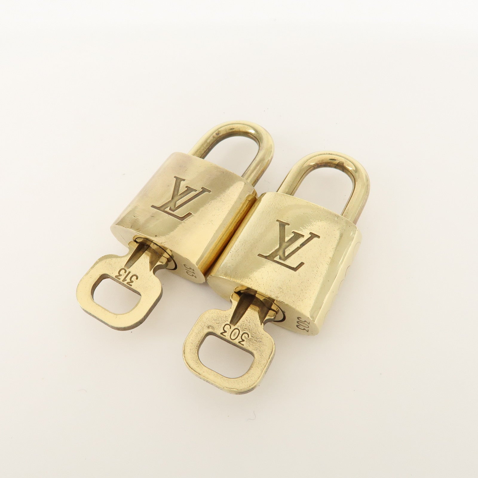 Louis Vuitton Set of 10 Lock & Key Cadena Key Lock Metal Gold Used