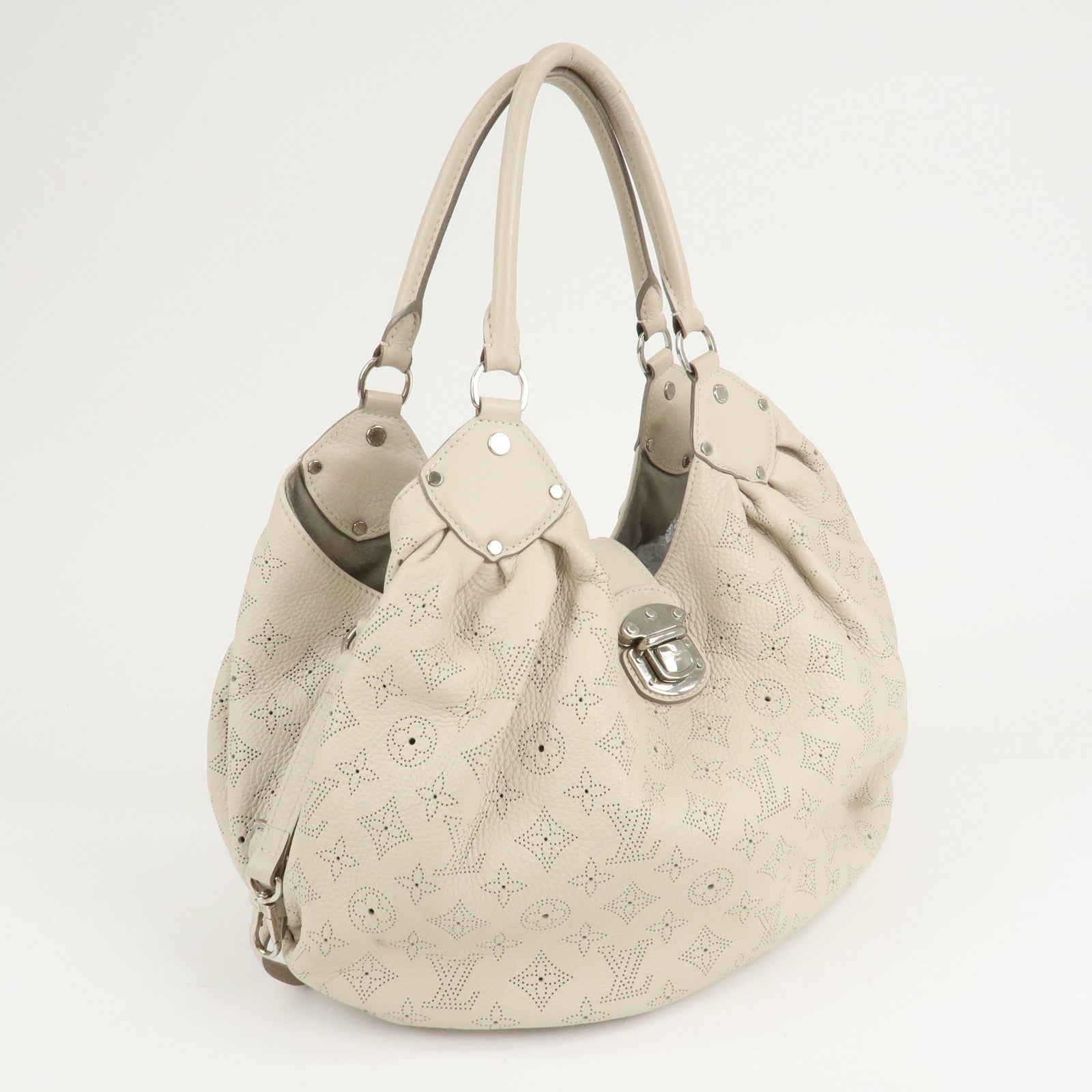 Louis Vuitton Monogram Mahina XL Shoulder Bag Blanc M93059 Used