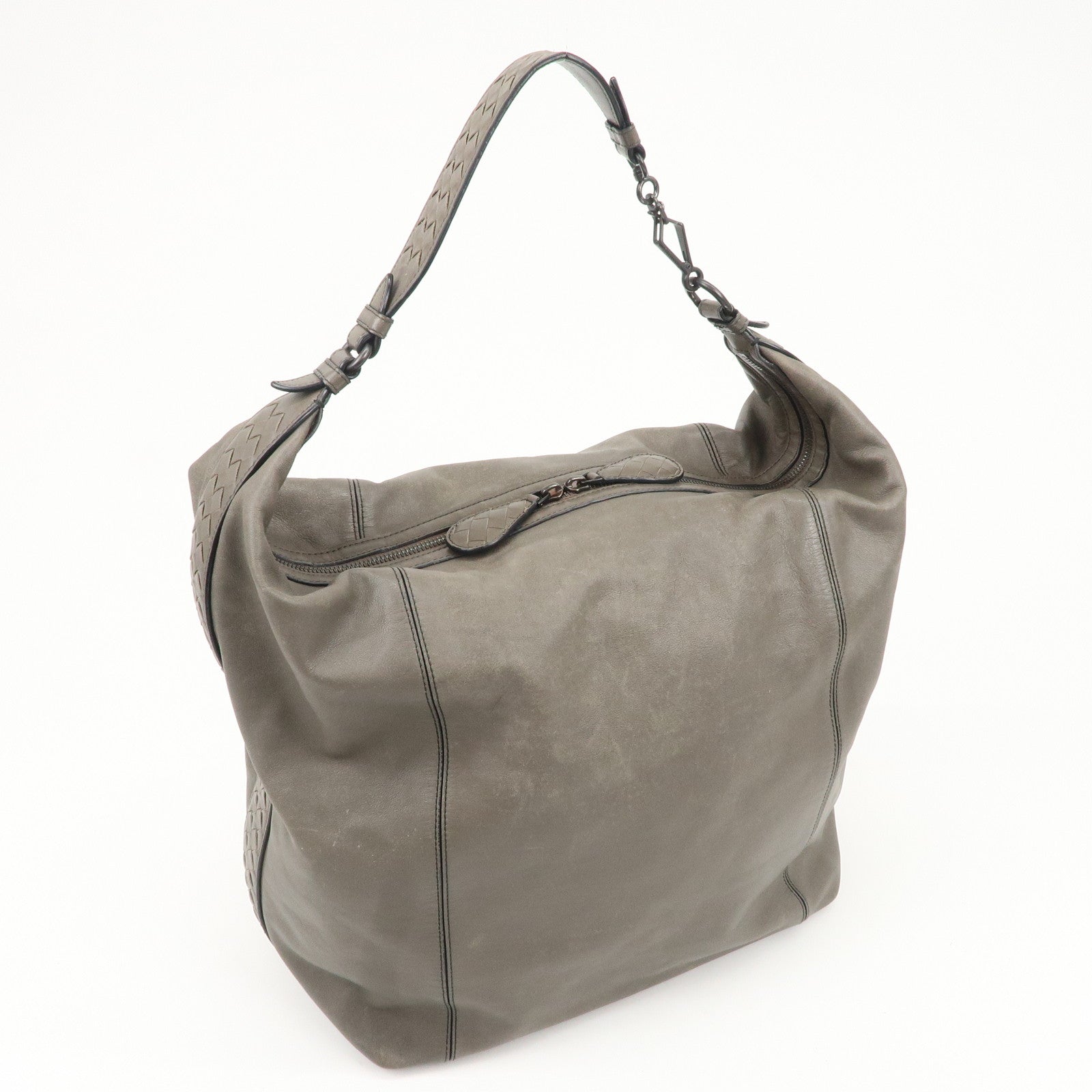 BOTTEGA VENETA Intrecciato Leather Shoulder Bag Greige Used