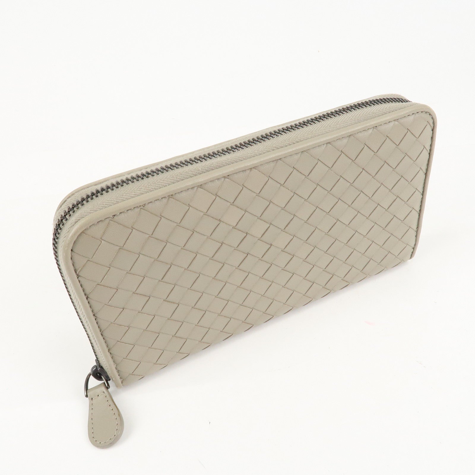 BOTTEGA VENETA Intrecciato Leather Round Zipper Long Wallet Gray Used