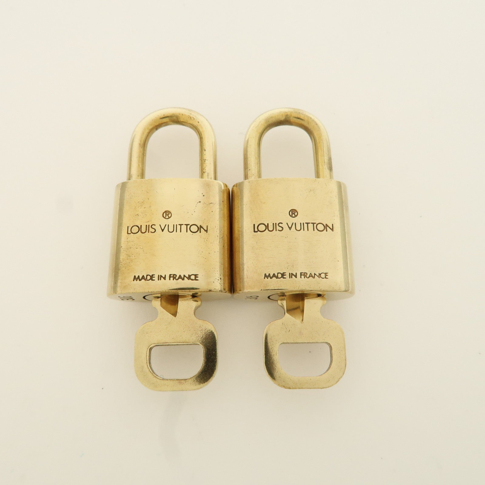 Louis Vuitton Set of 10 Lock & Key Cadena Key Lock Metal Gold Used