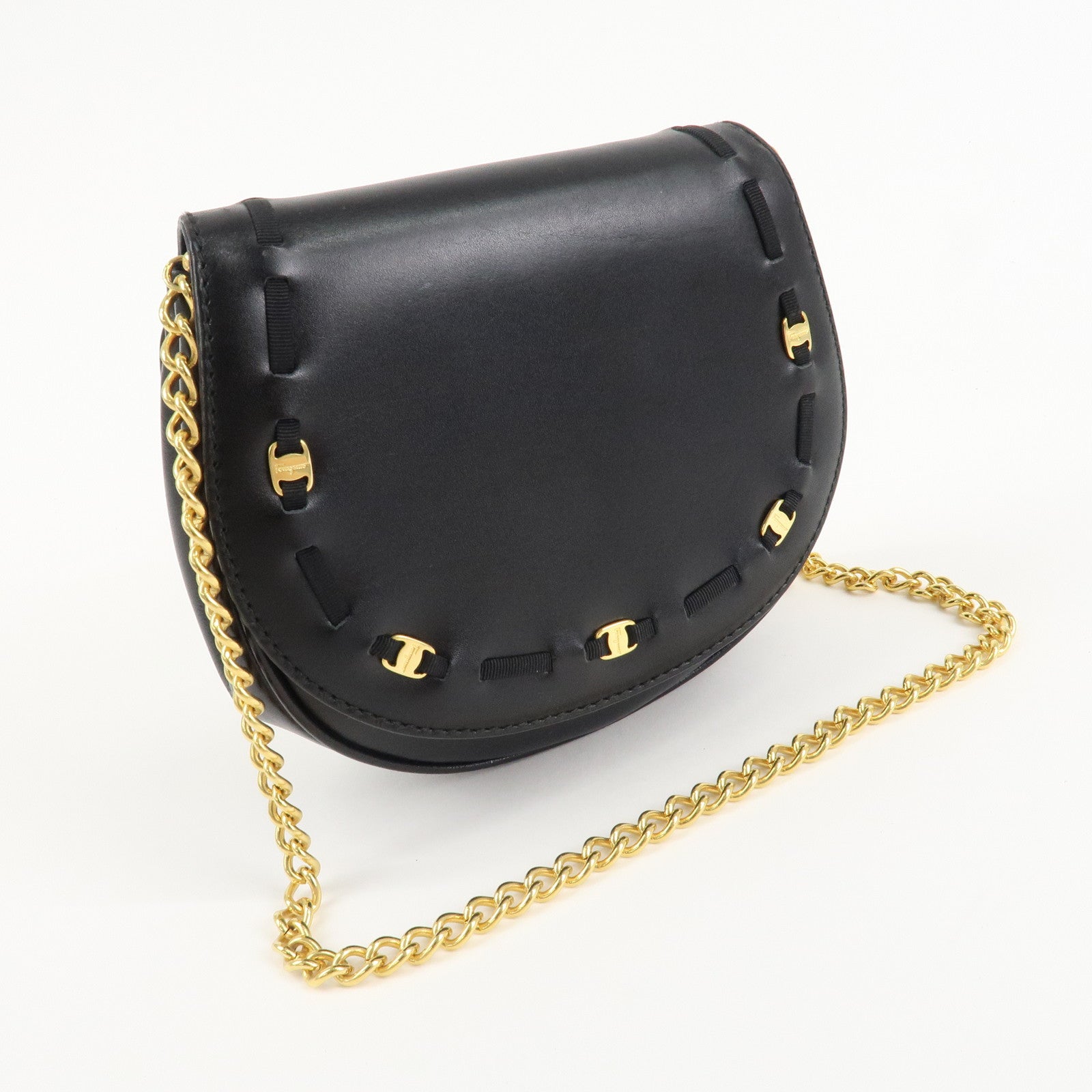 Ferragamo Varra Leather Chain Shouder Bag Gold Chain Black Used