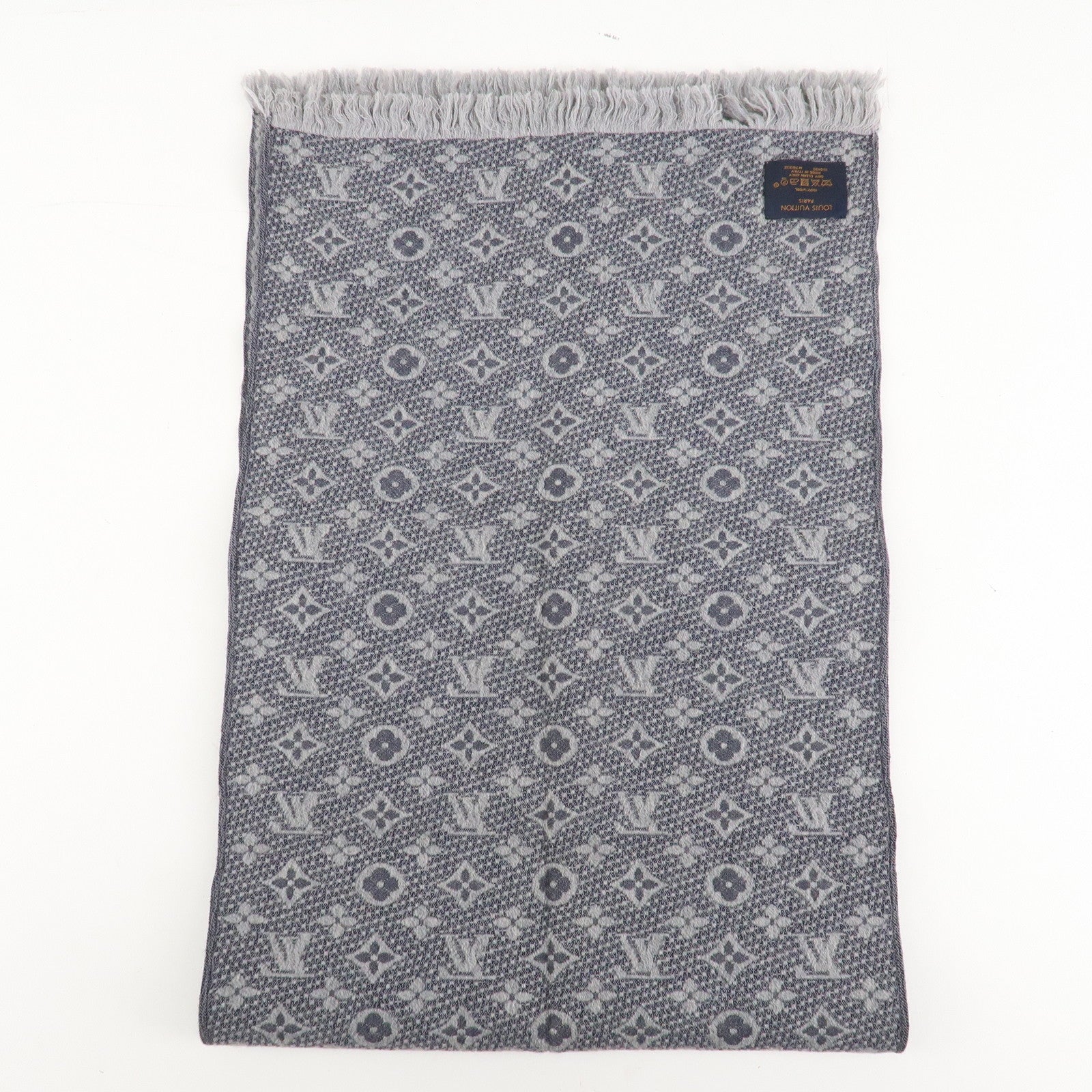 LV Escharpe Monogram Classic Used