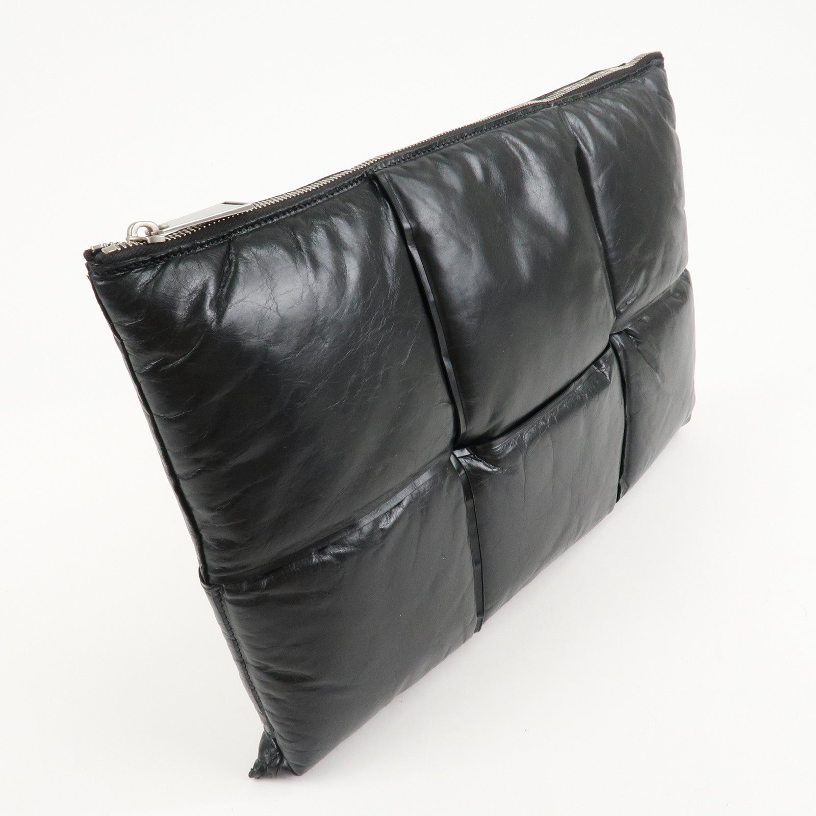 BOTTEGA VENETA Maxi Intrecciato Leather Clutch Bag Black Used