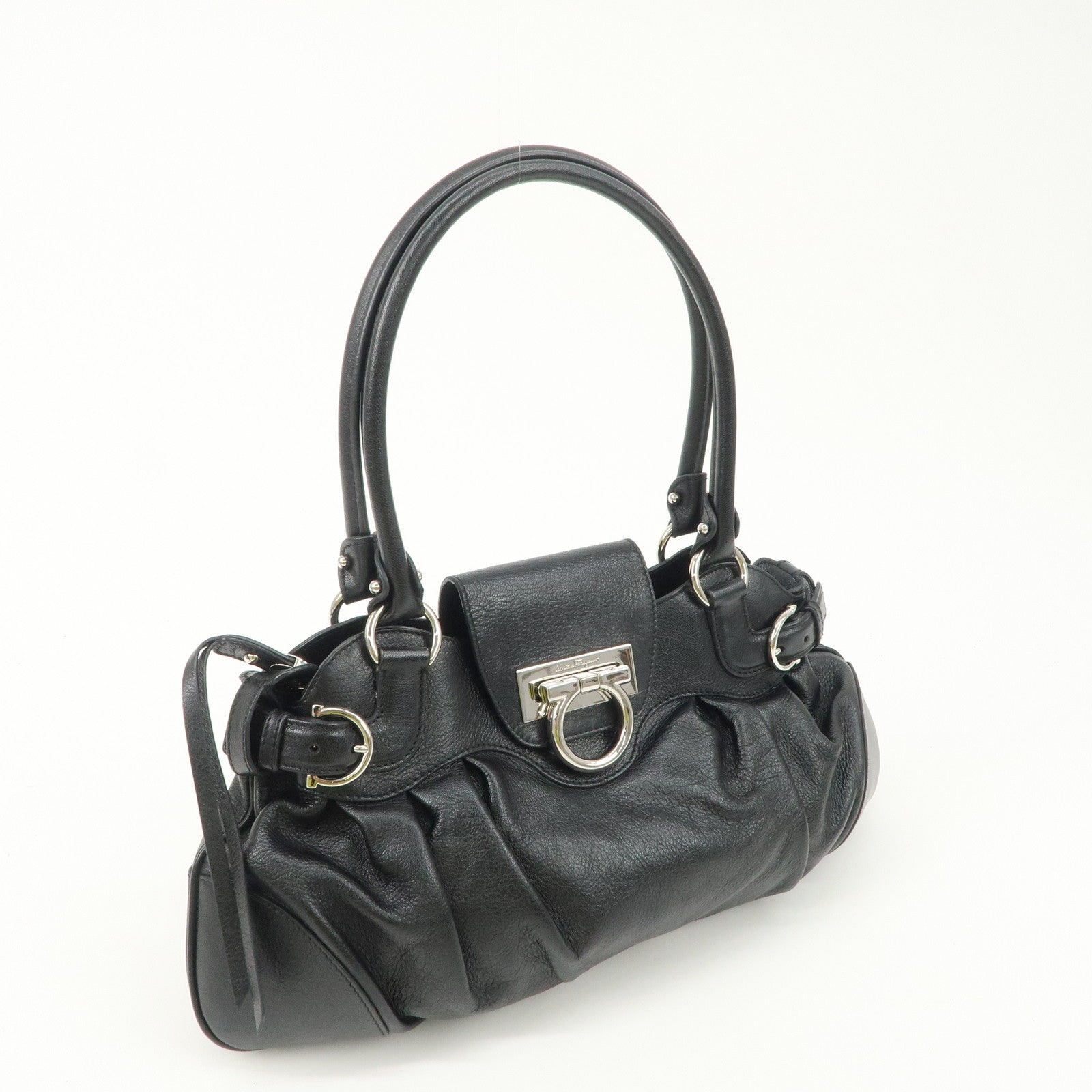 Salvatore Ferragamo Gancini Leather Shoulder Bag AU-21/6317 Used