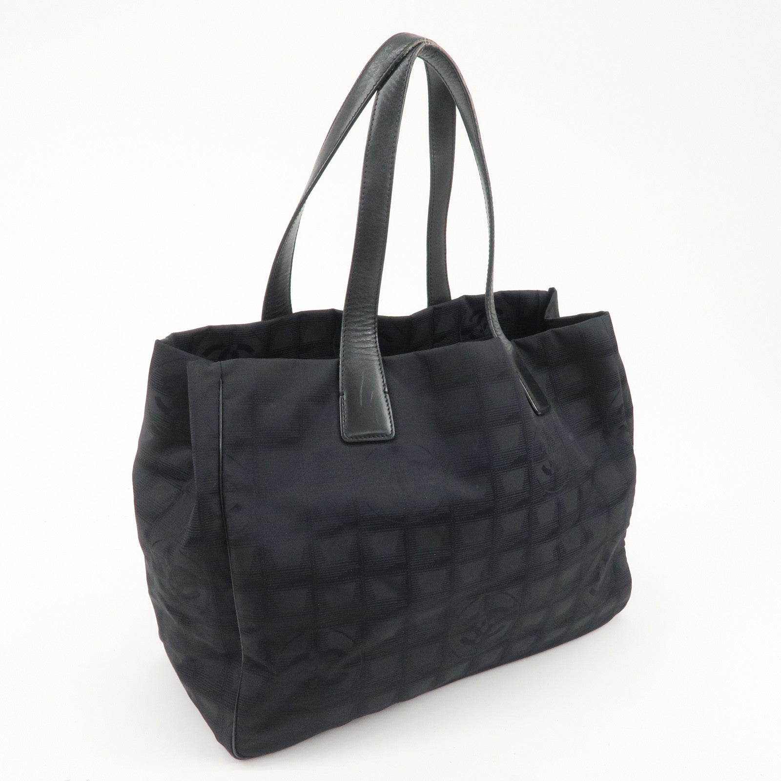CHANEL Travel Line Nylon Jacquard Leather Tote Bag MM Black A15991 Used