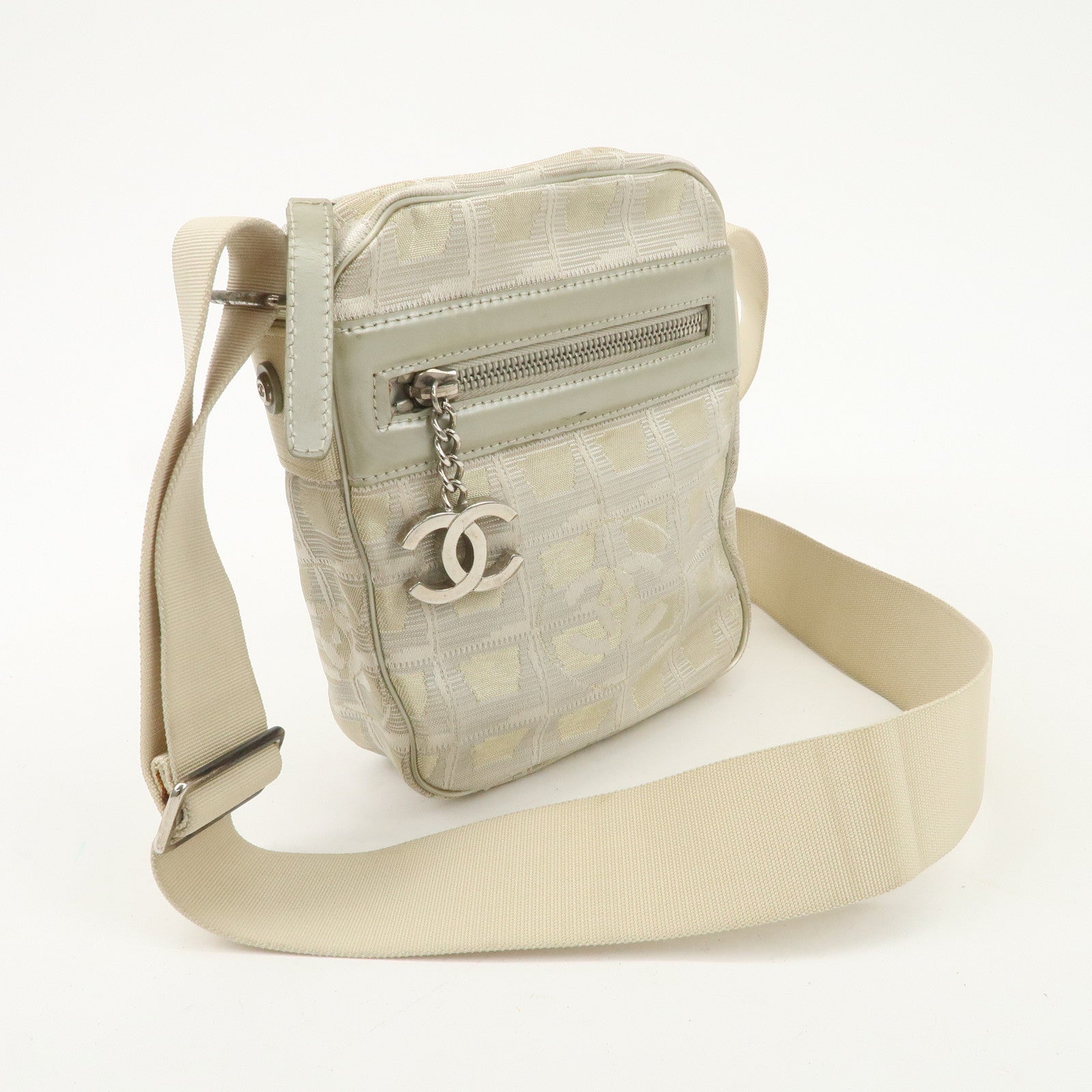 CHANEL New Travel Line Nylon Jacquard Leather Shoulder Bag Used