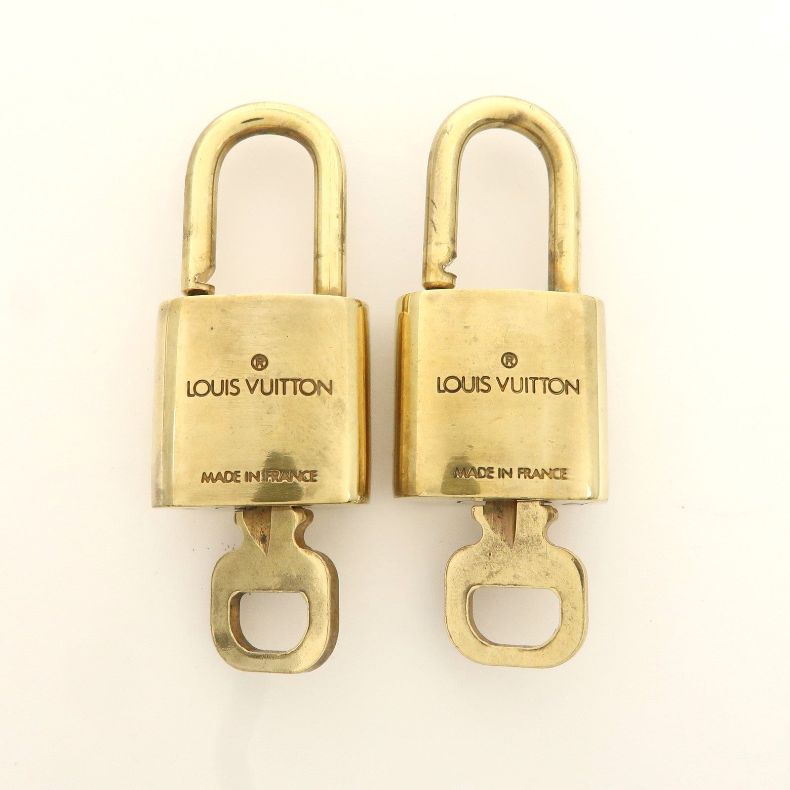 Louis Vuitton Set of 10 Lock & Key Cadena Key Lock Used