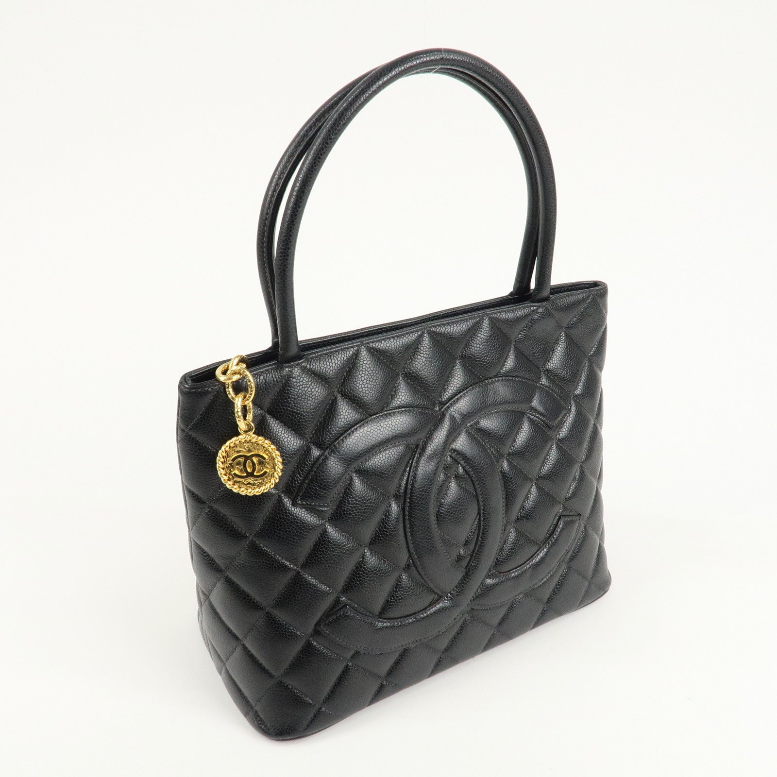 CHANEL Caviar Skin Matelasse Tote Bag Hand bag Black A01804 Used