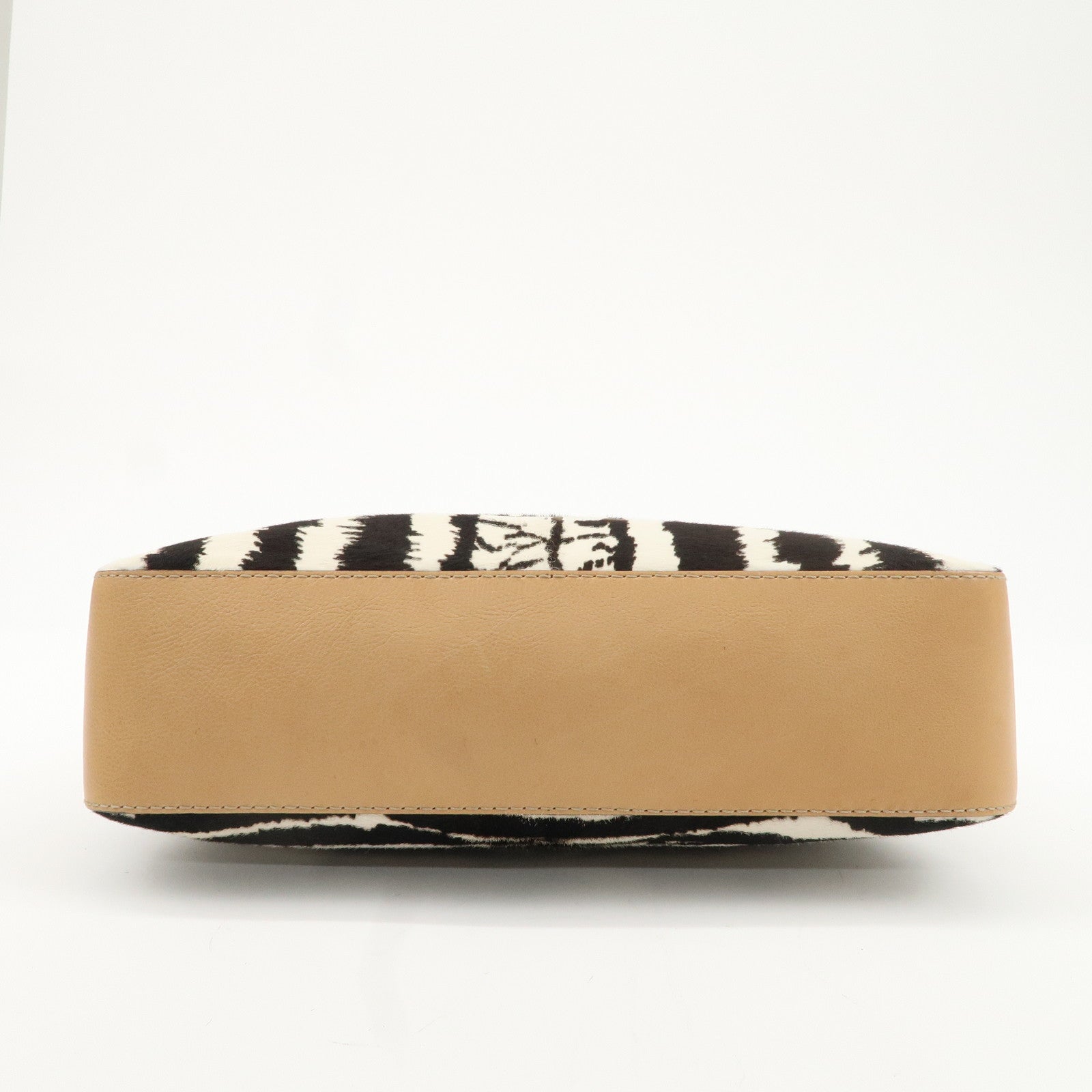 GUCCI Haraco Leather One Shoulder Bag Zebra 257026 Used