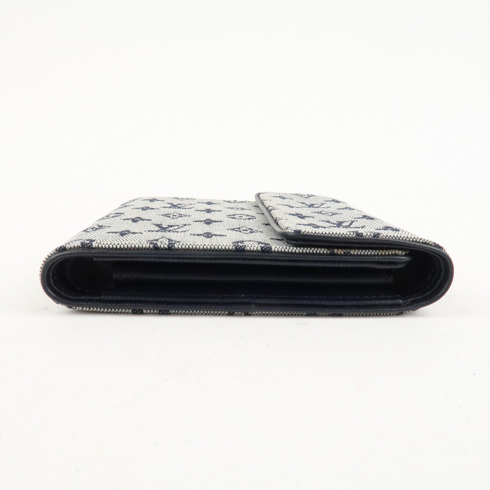 Louis Vuitton Monogram Porte Billet Carte Credit Monnaie M92239 Used