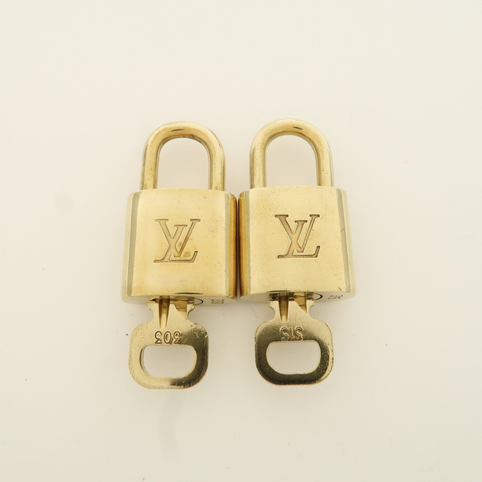 Louis Vuitton Set of 10 Lock & Key Cadena Key Lock Metal Gold Used