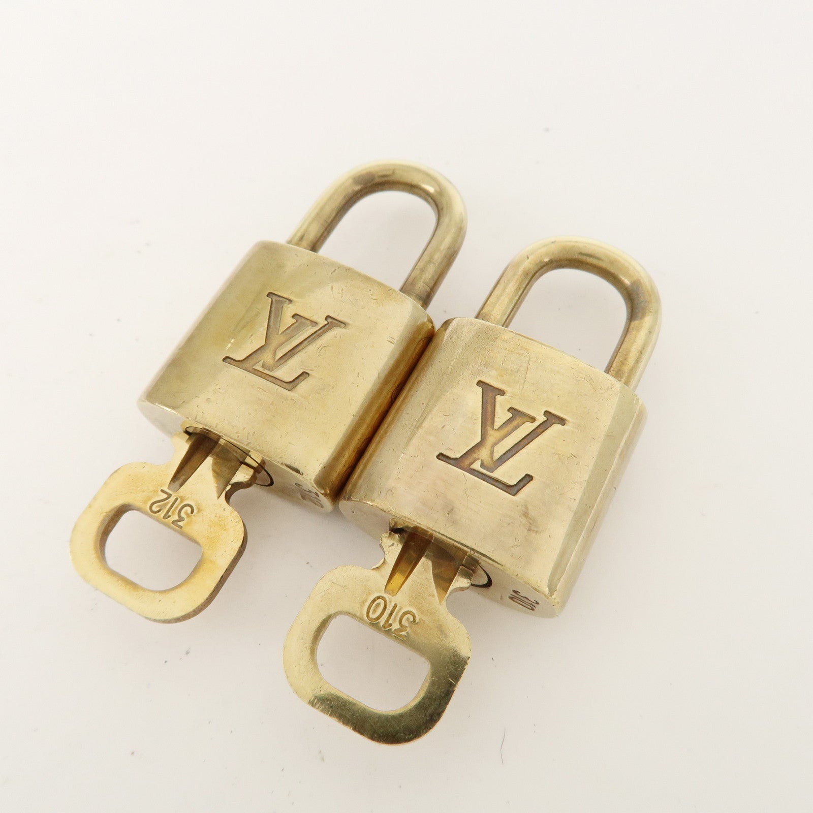 Louis Vuitton Set of 10 Lock & Key Cadena Key Lock Metal Gold Used