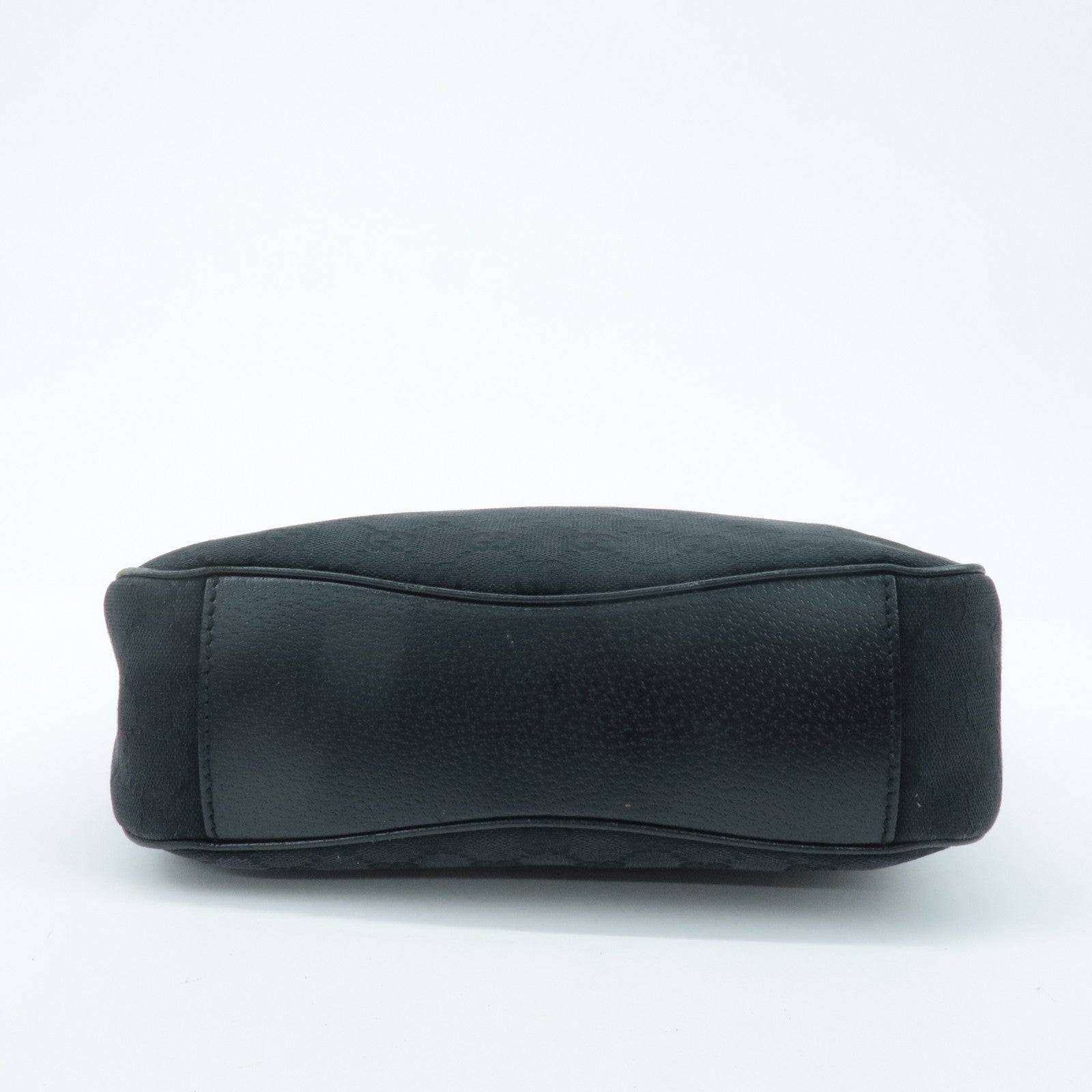 GUCCI GG Canvas Leather Shoulder Bag Black 113012 Used