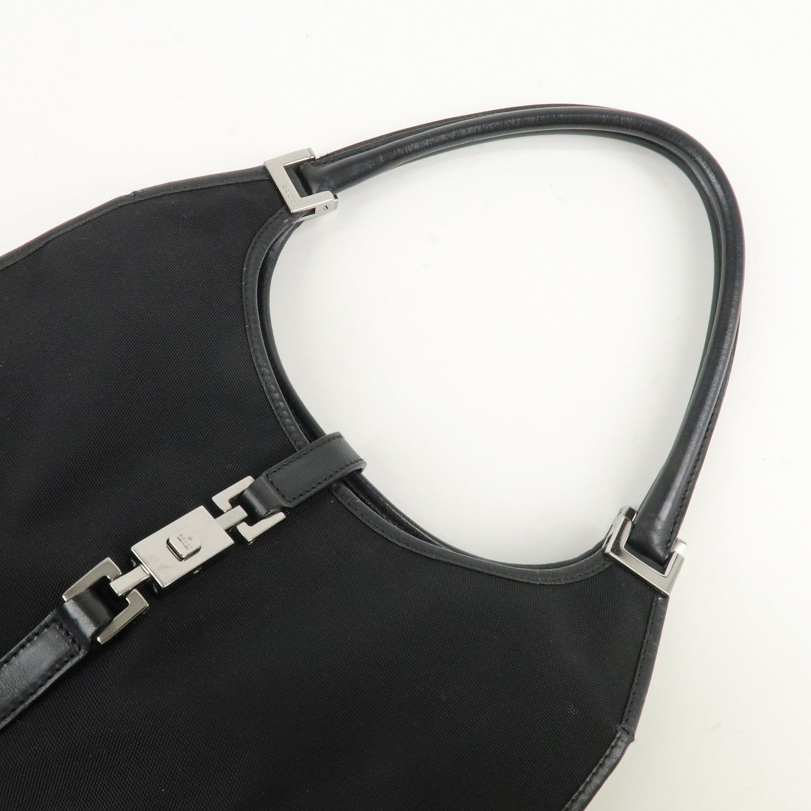 GUCCI Jackie GG Canvas Leather Shoulder Bag Black 002.1068 Used