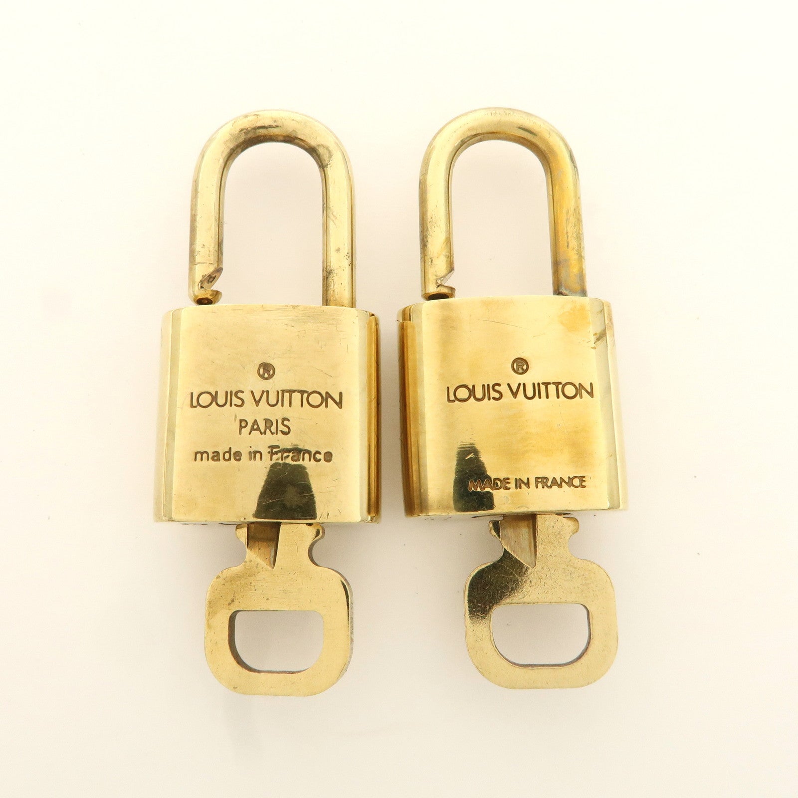 Louis Vuitton Set of 10 Lock & Key Cadena Key Lock Used