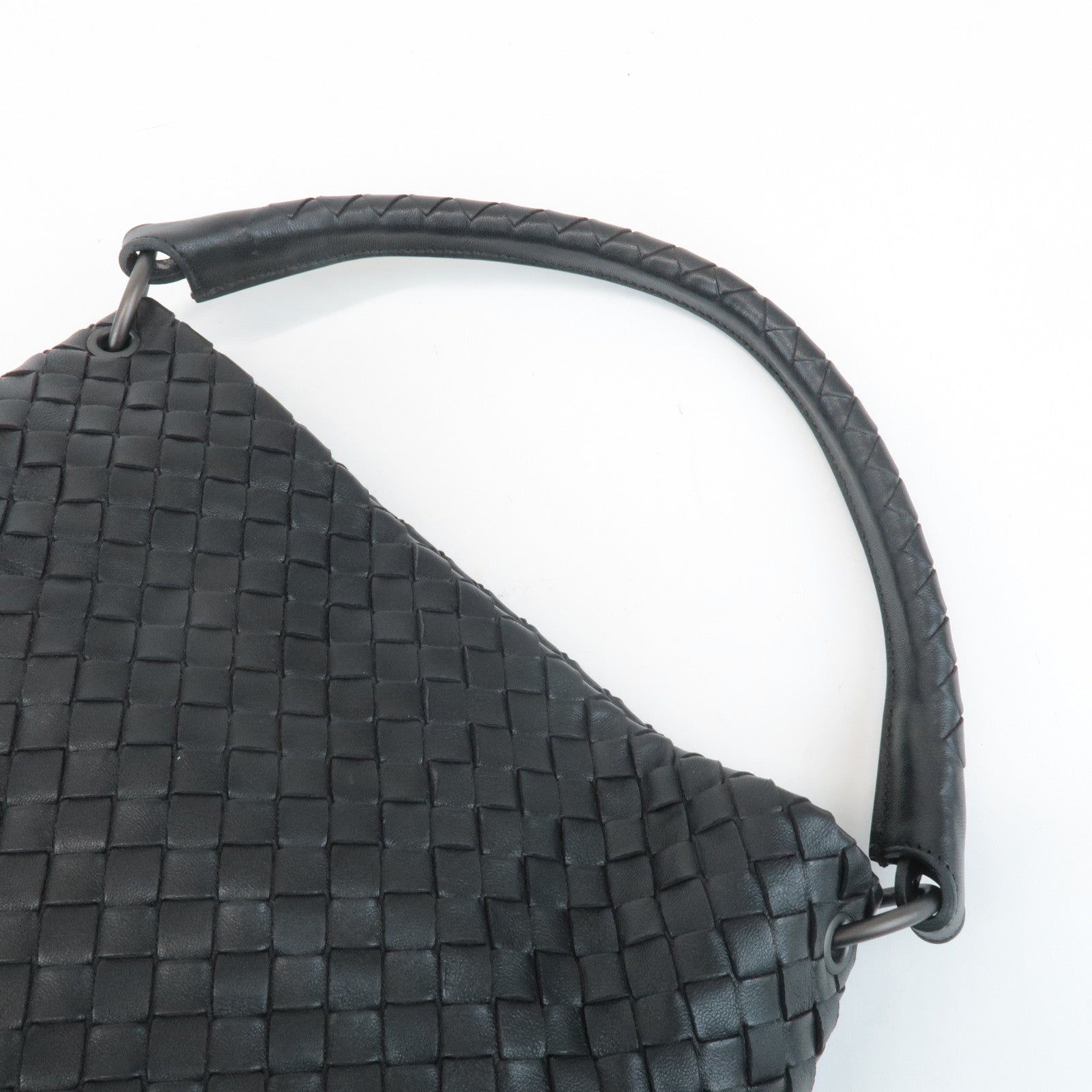 BOTTEGA VENETA Intrecciato Leather Shoulder Bag Black 255690 Used
