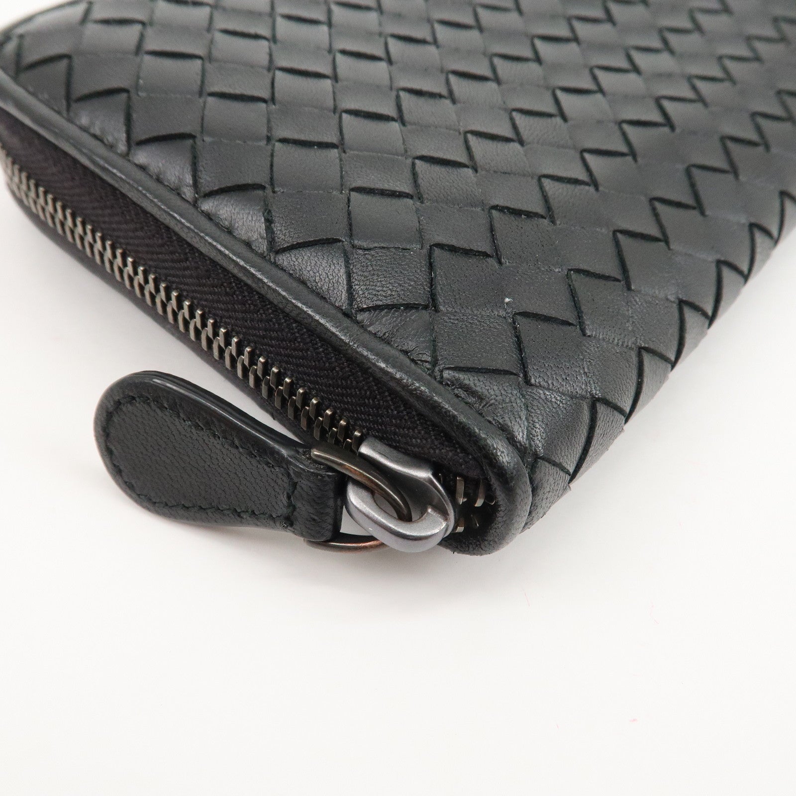 BOTTEGA VENETA Intrecciato Leather Round Zipper Long Wallet 114076 Used