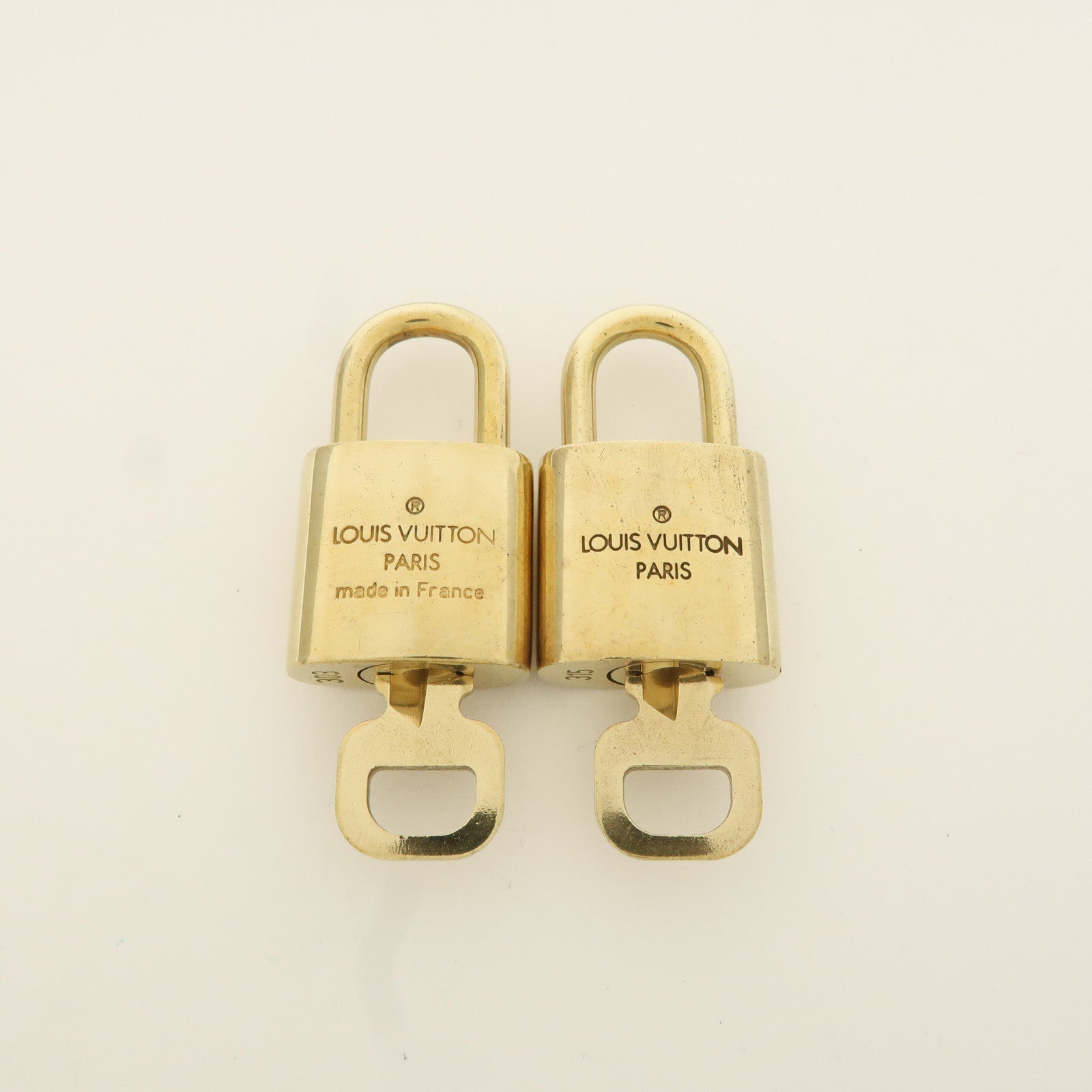 Louis Vuitton Set of 10 Lock & Key Cadena Key Lock Metal Gold Used