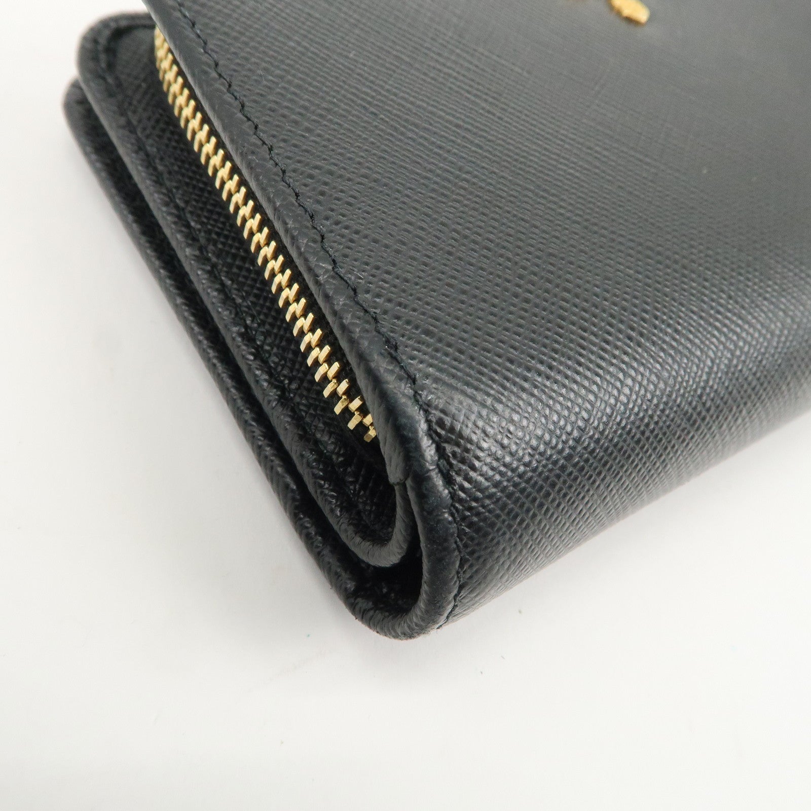 PRADA Saffiano Leather Bi-Fold Wallet Purse Black 1ML225 Used