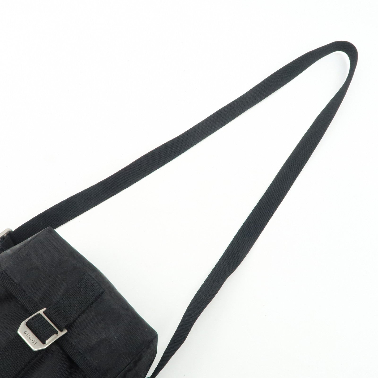 GUCCI Off The Grid GG Nylon Leather Shoulder Crossbody Bag Black Used