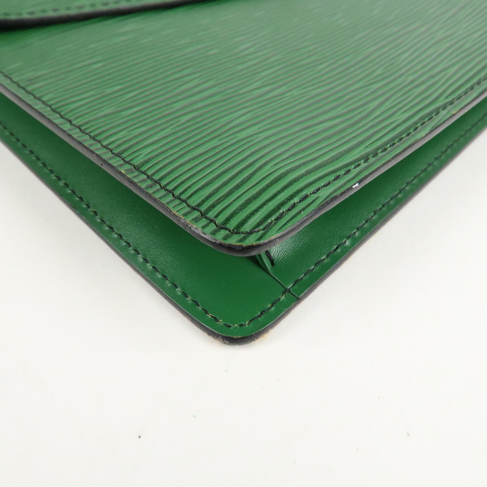 Louis Vuitton Epi Montaigne 27 Clutch Bag Borneo Green M52654 Used