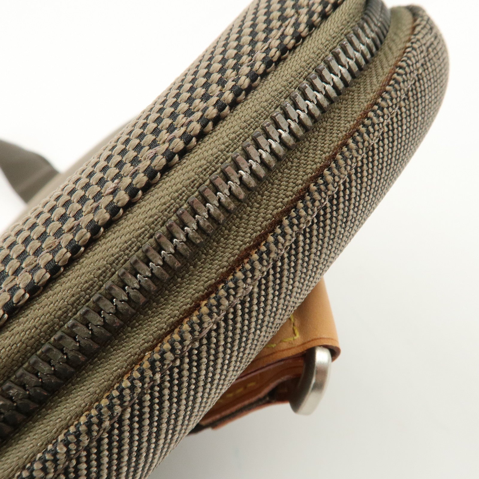 Louis Vuitton Damier Geant Mage Body Bag Terre M93500 Used