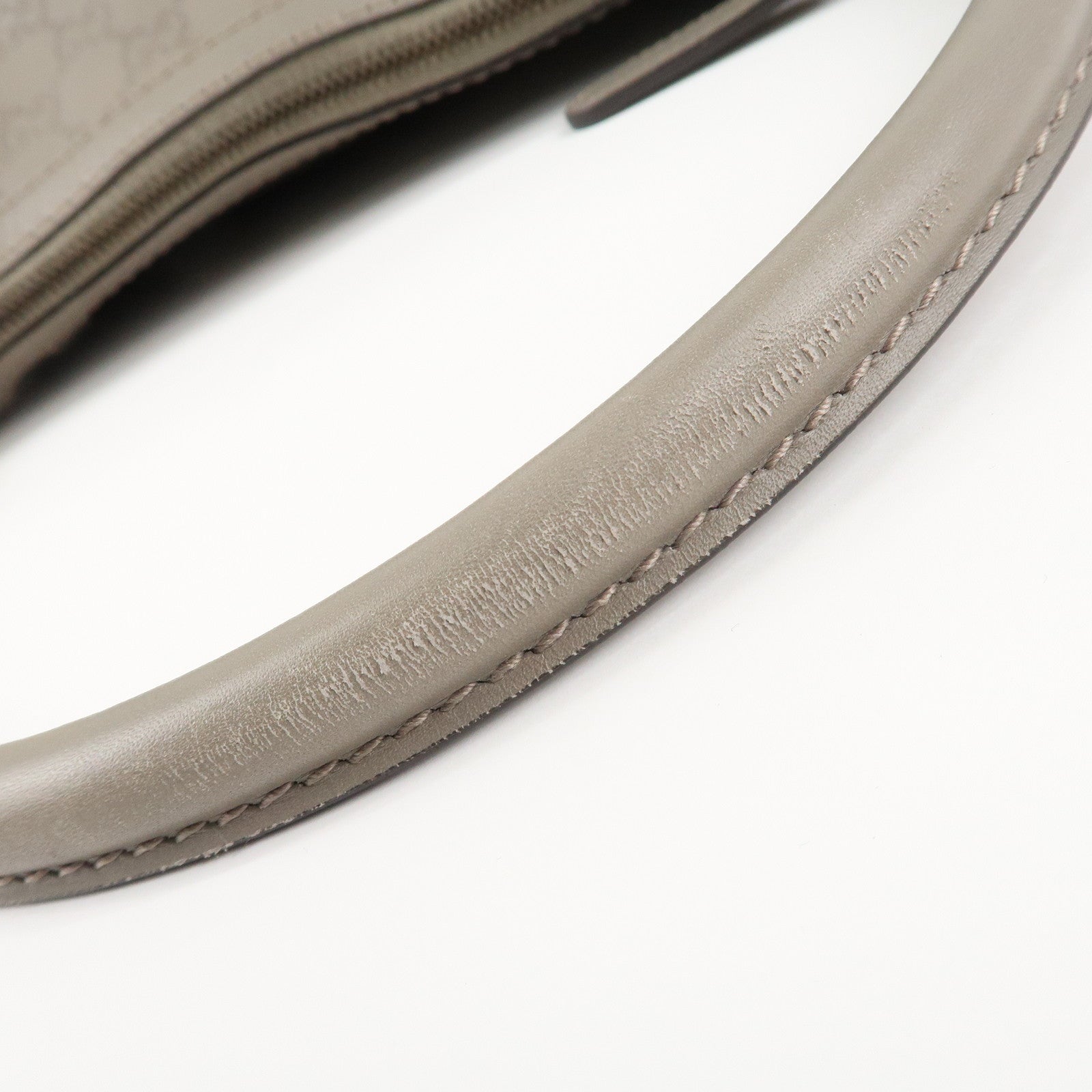 GUCCI Guccissima Scarlet Guccissima Leather Shoulder Bag 282298 Used