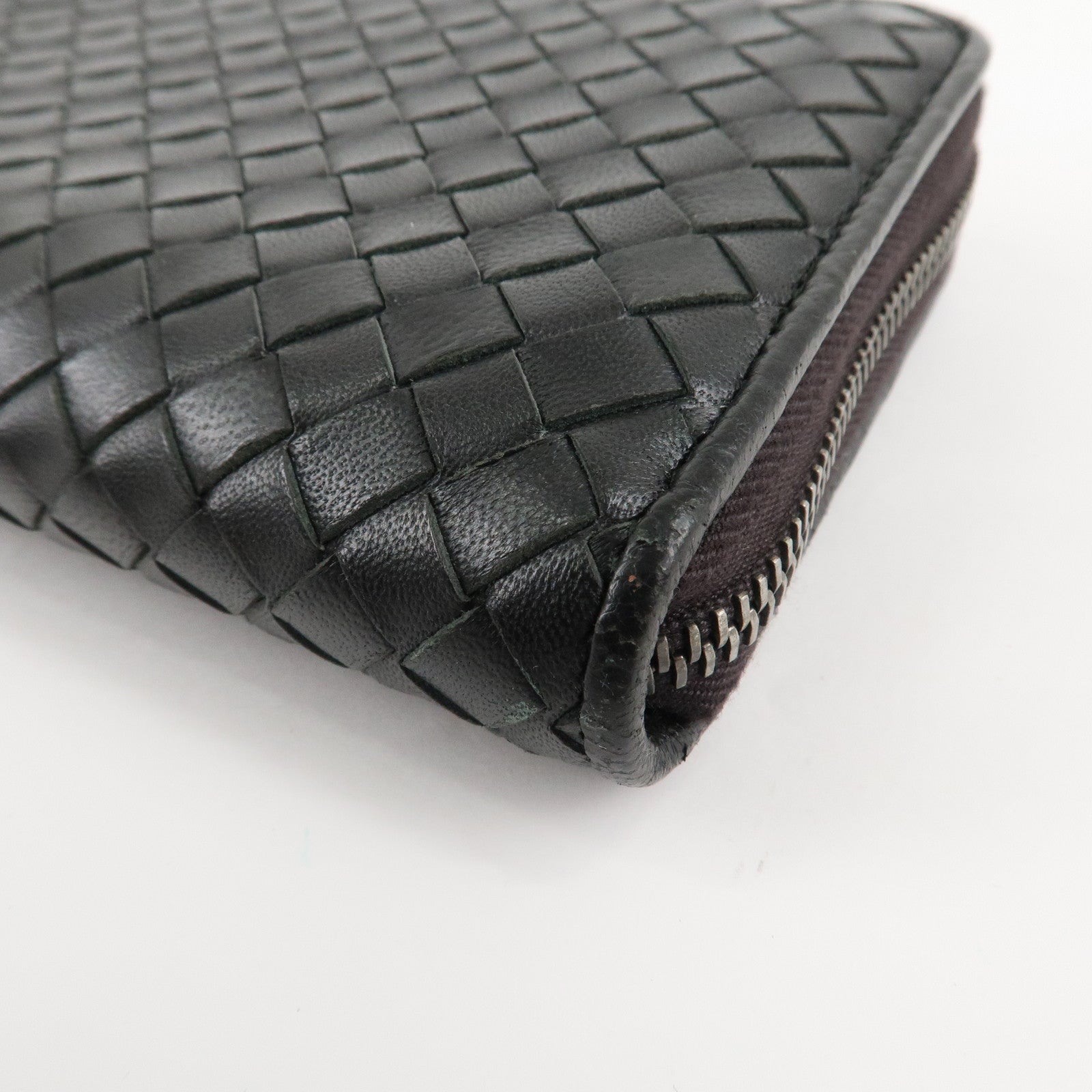 BOTTEGA VENETA Intrecciato Leather Round Fauna Long Wallet Used