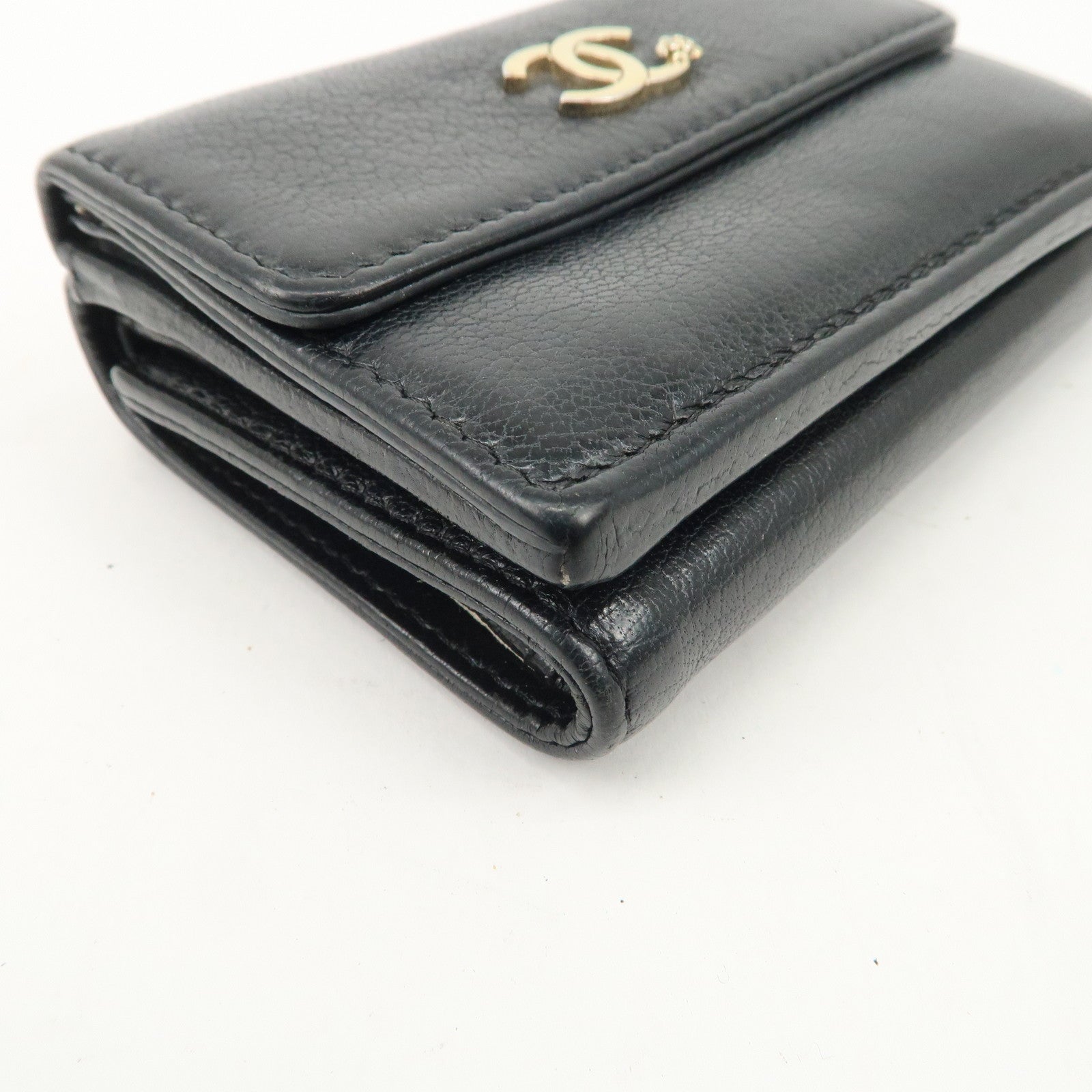 CHANEL Lucky Flower Leather Compact Wallet Black A81651 Used