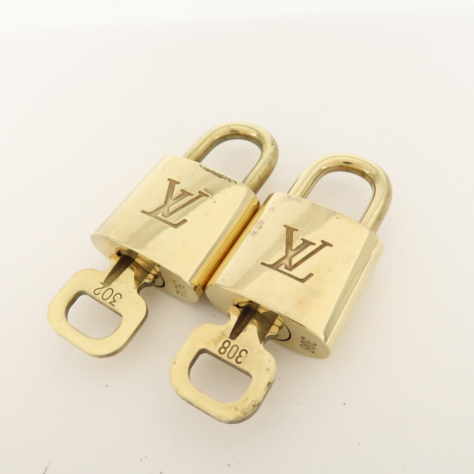 Louis Vuitton Set of 10 Lock & Key Cadena Key Lock Metal Gold Used
