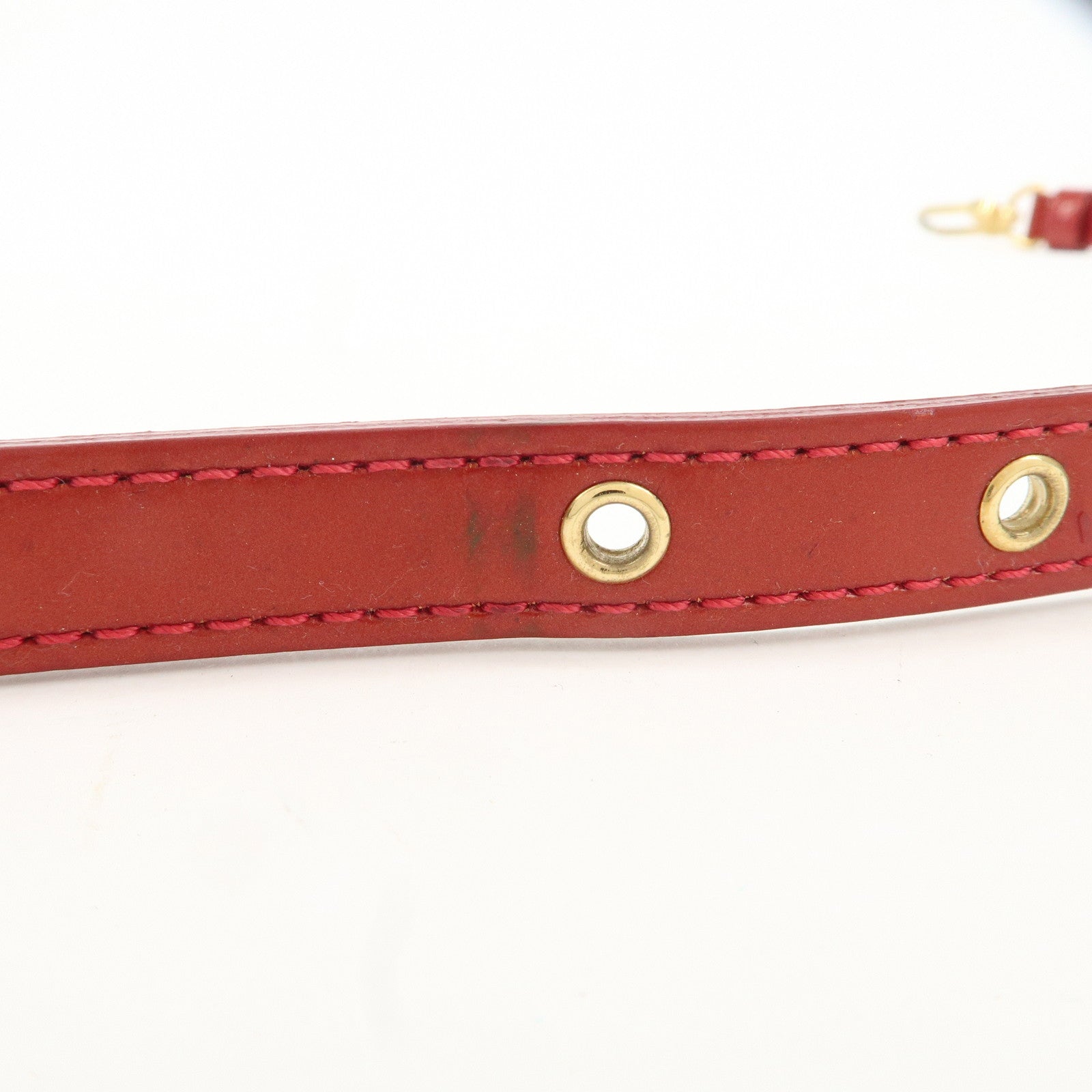 Louis Vuitton Monogram Vernis Shoulder Strap Pomme d'Amour Used