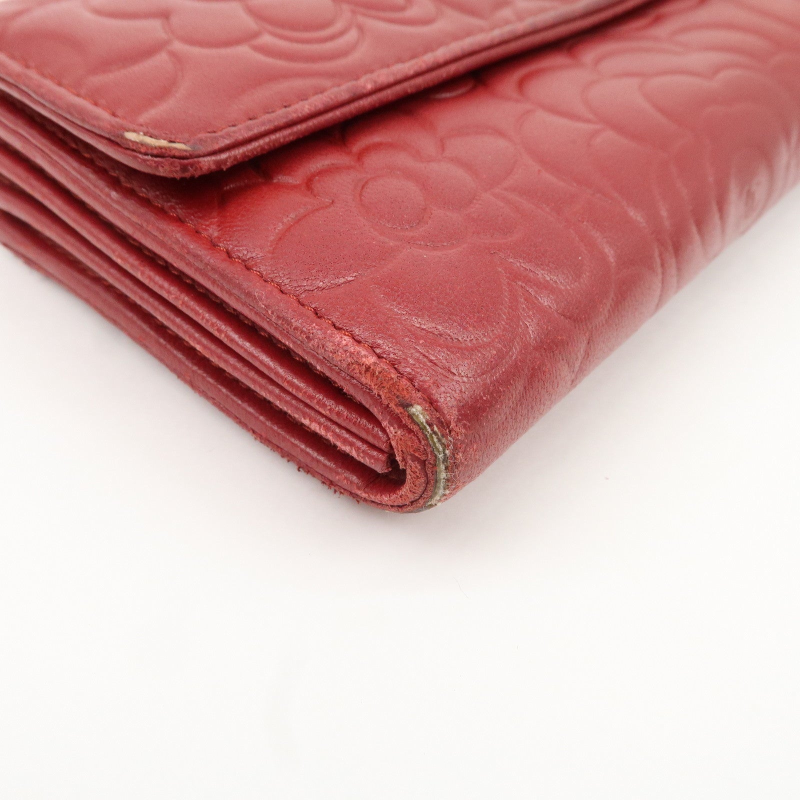 CHANEL Camelia Lamb Skin Bi-fold Long Wallet Red Used