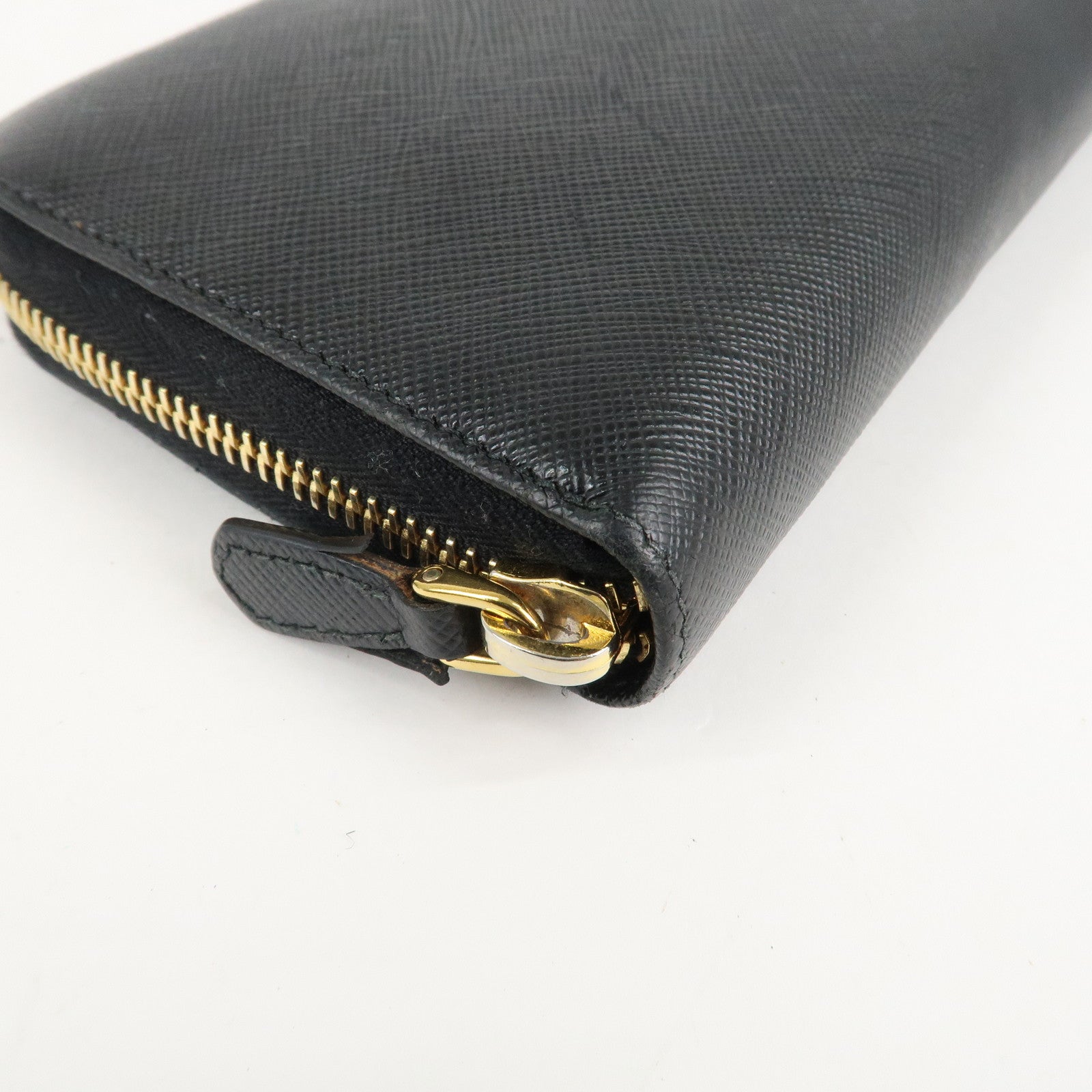 PRADA Saffiano Leather Round Zipper Long Wallet Black 1M0506 Used