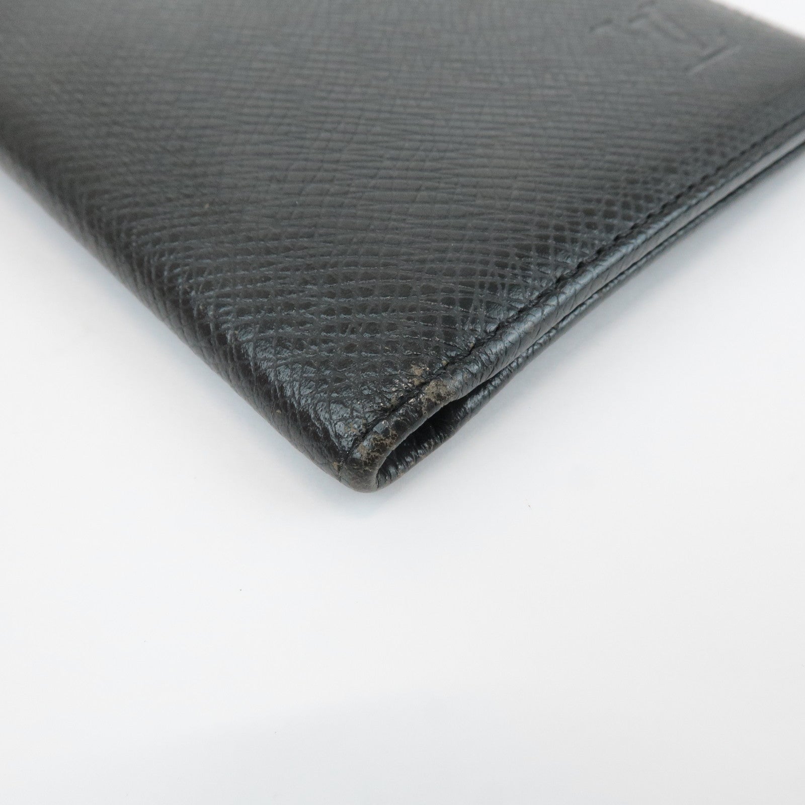 Louis Vuitton Taiga Porto Valeur Carte Credit Wallet M30392 Used