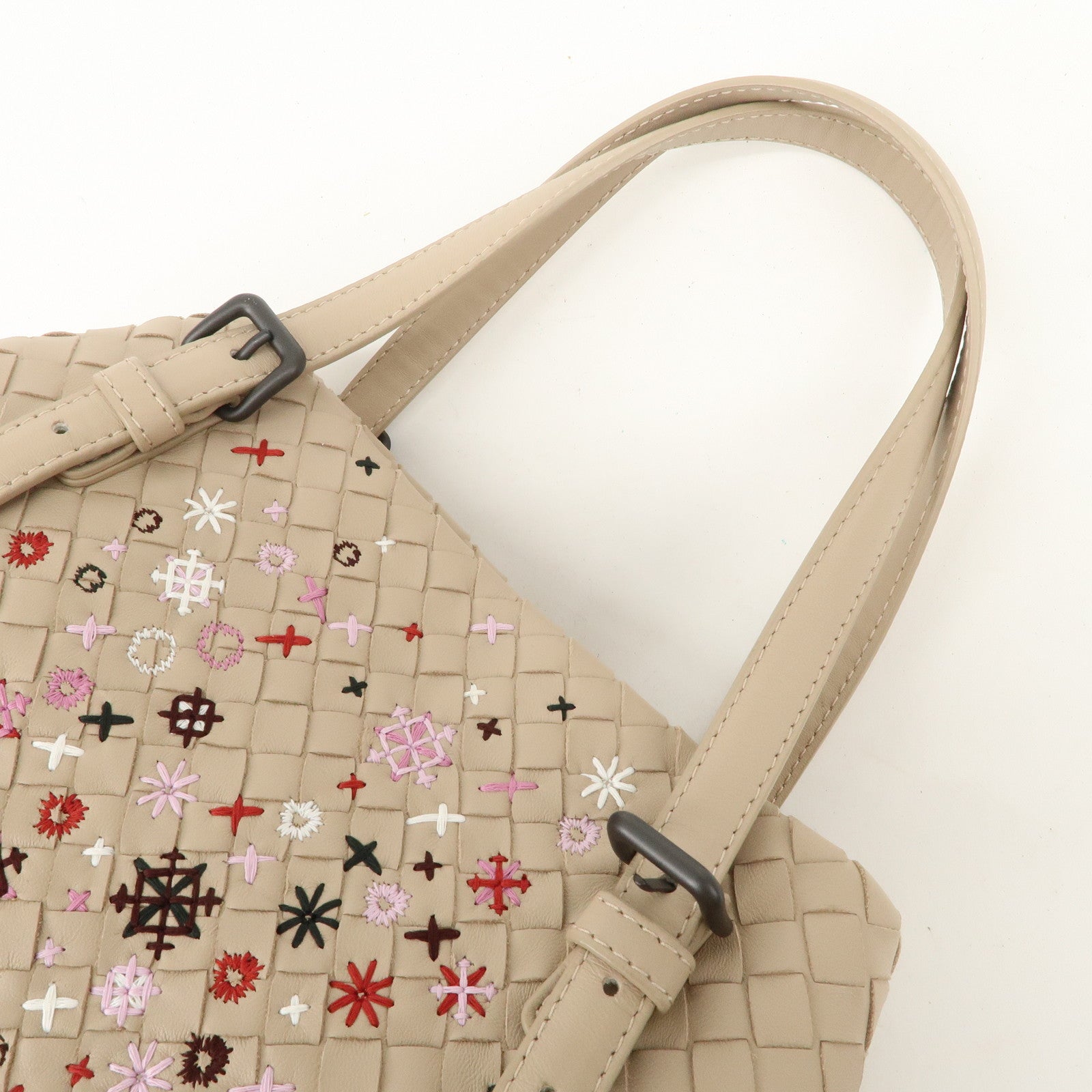 BOTTEGA VENETA Intrecciato Leather Embroidery Tote Bag Beige Used