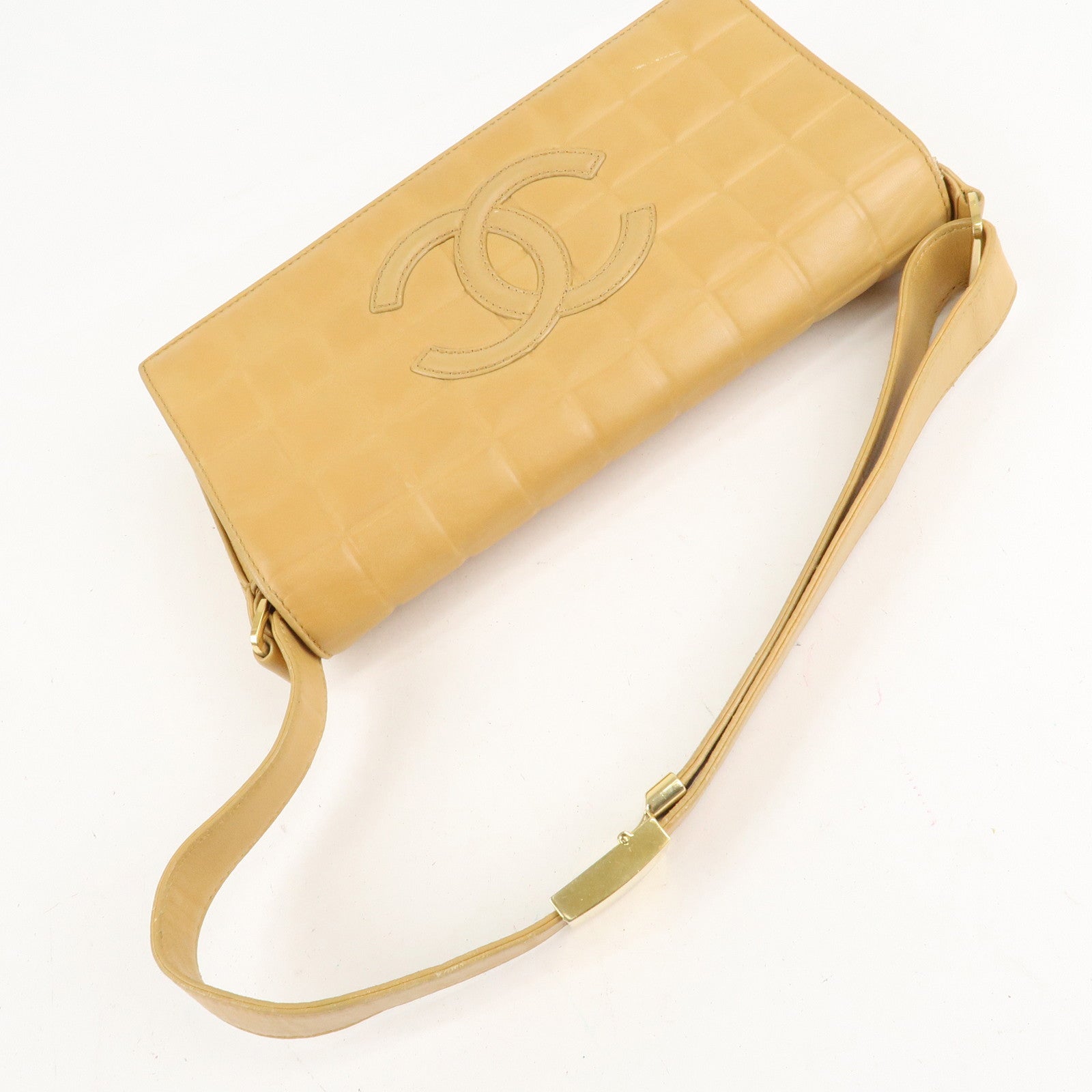 CHANEL COCO Mark Chocolate Bar Lamb Skin Shoulder Bag Beige Used