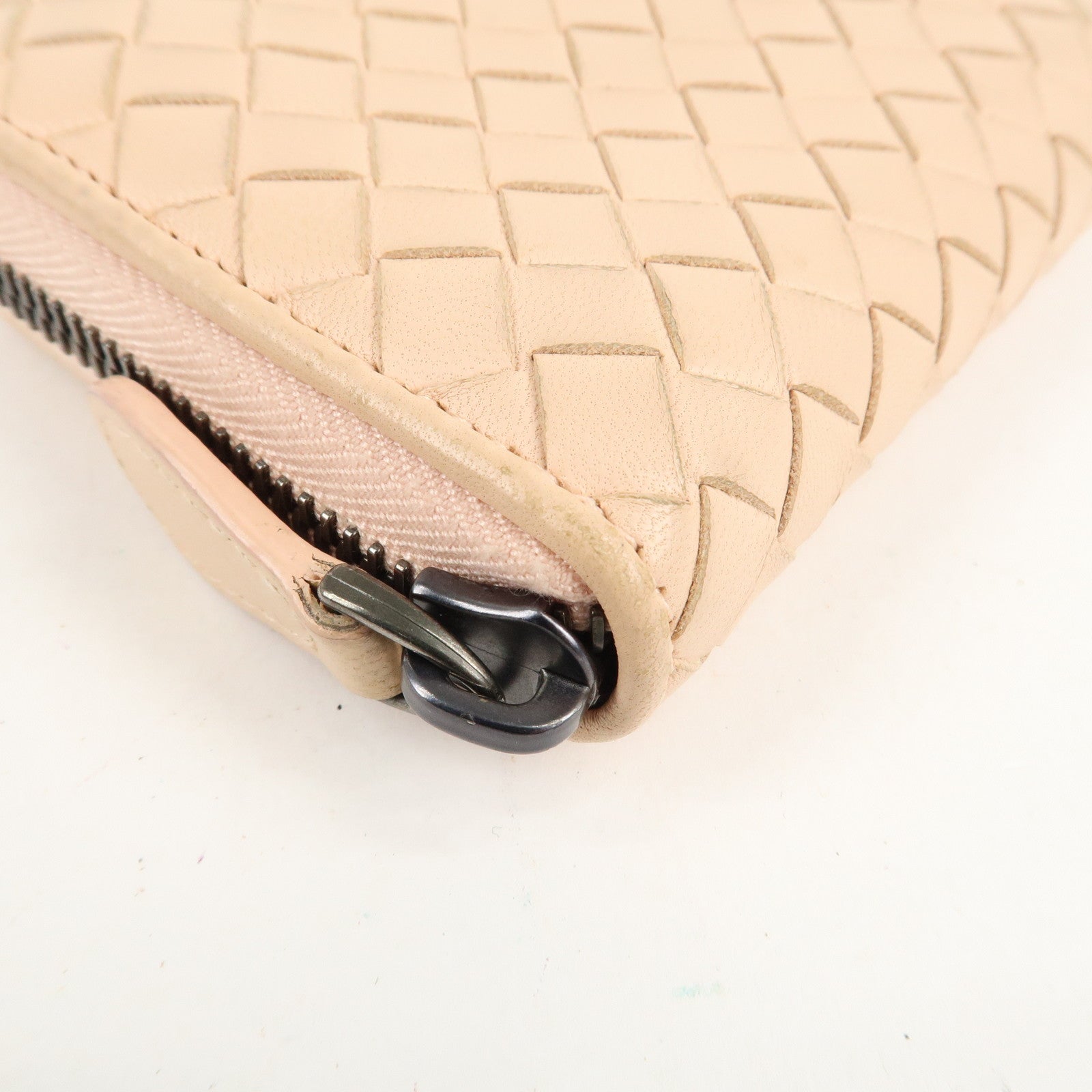 BOTTEGA VENETA Intrecciato Leather Round Zipper Coin Case Used